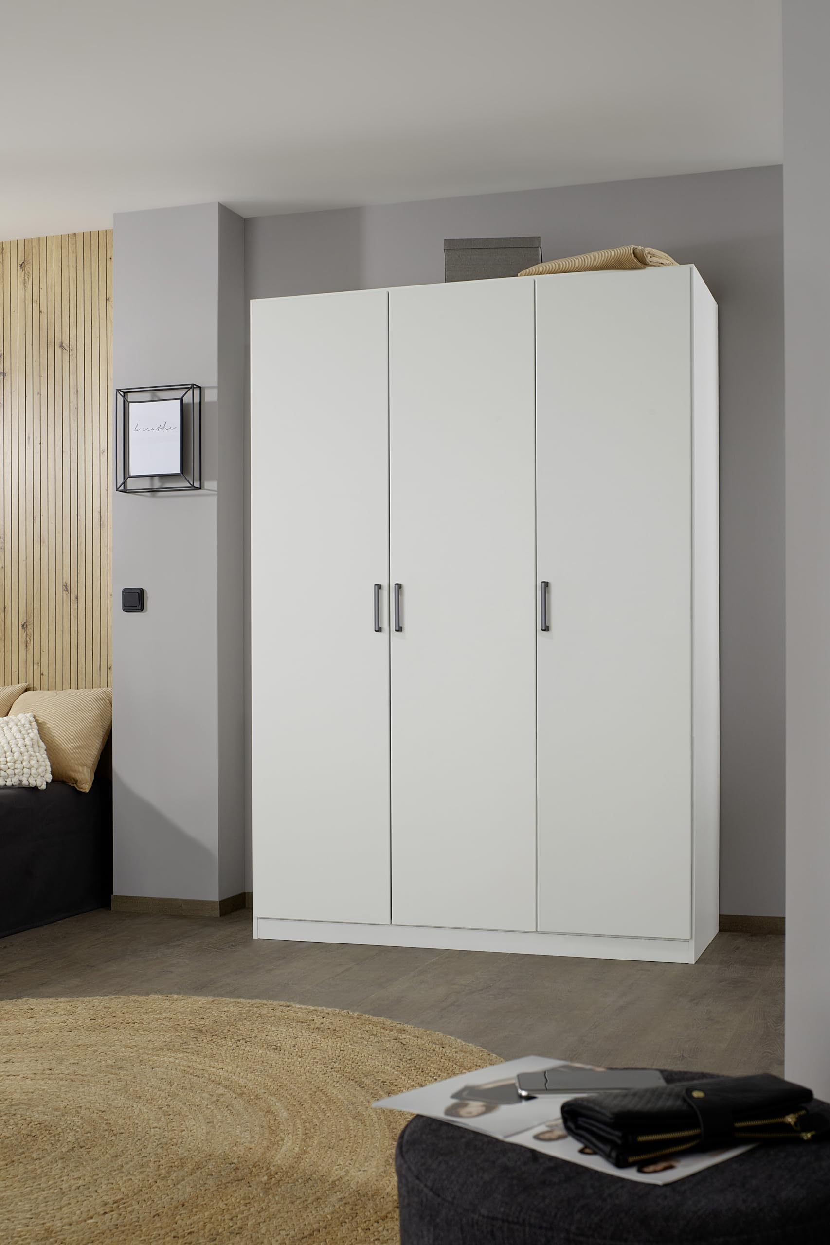 Rauch Möbel Allrounder, Kleiderschrank, Farbe Weiß, Breite 136 cm