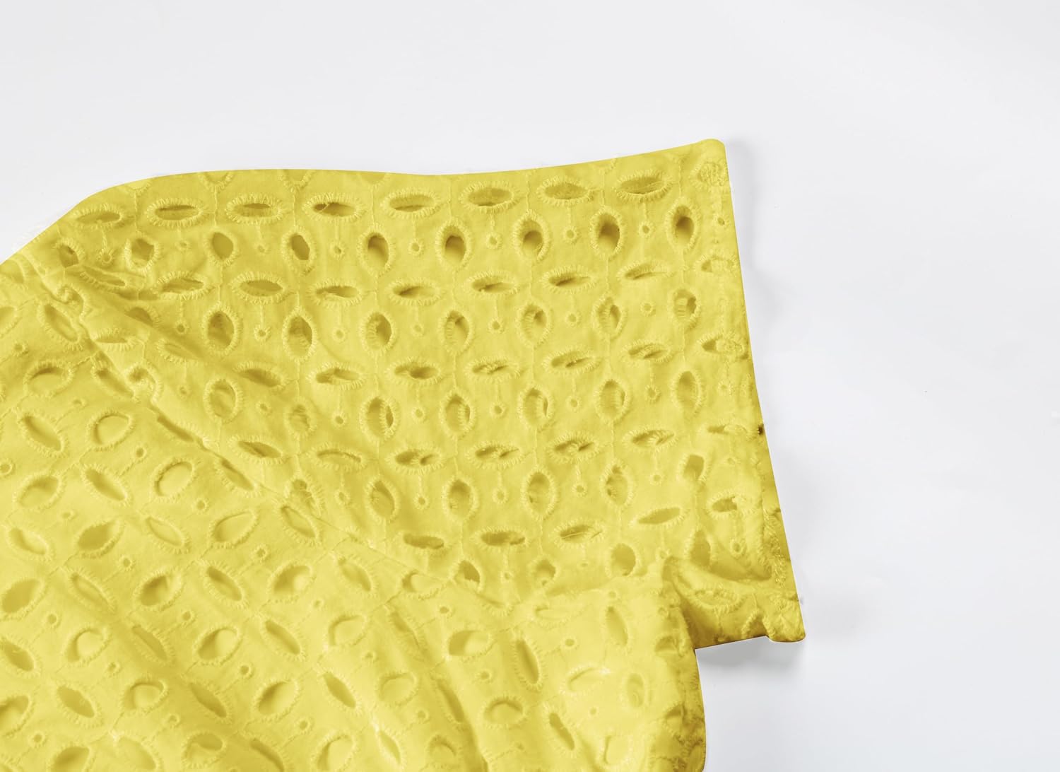 utcoco Lace Eyelet Mini Dress for Women 2025 Casual V Neck Short Sleeve Smocked Waist Tiered Boho Sun Dresses - Image 6