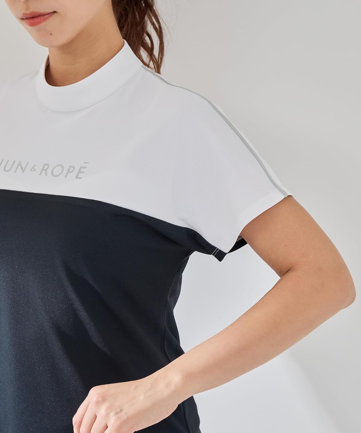 JUN&ROPE ジュンロペ バイカラーモックネック半袖プルオーバー Ｍサイズ JUN&ROPE ジュンロペ バイカラーモックネック半袖プルオーバー