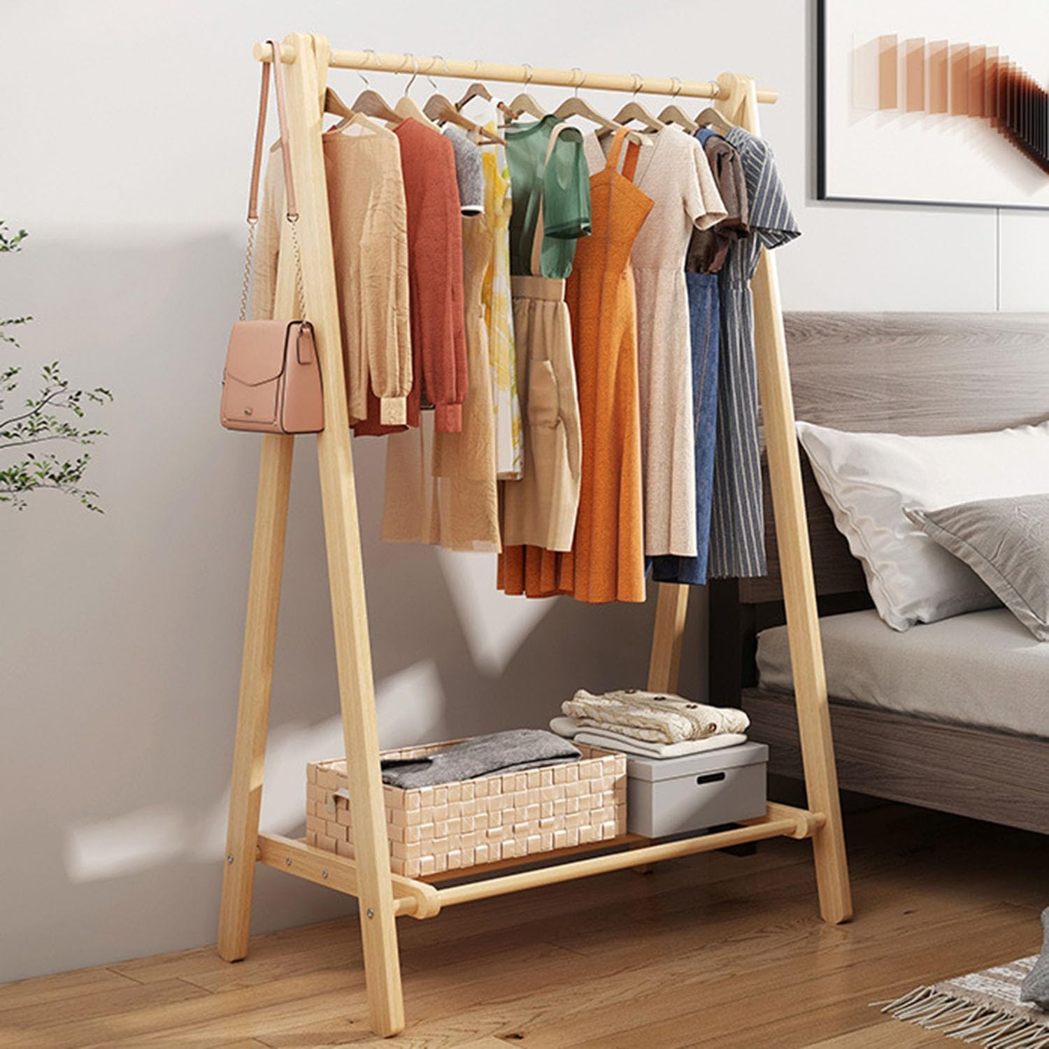 Porte-manteau en bambou avec 1 étagère pour éviter les vêtements froissés