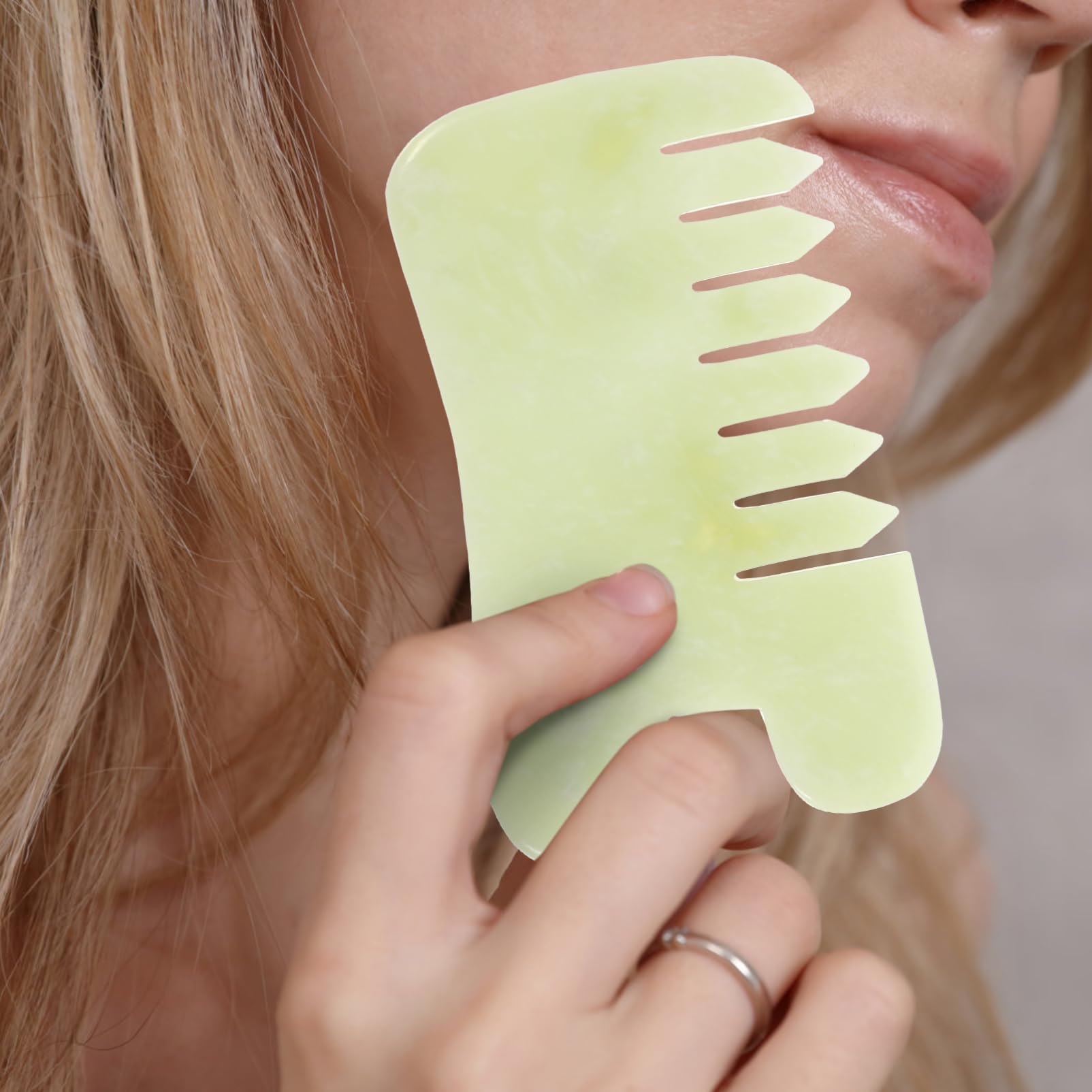 FOMIYES Scraping Board Massager Jade Scraper Comb Massage Leaves Scraping Massage Tool Scraper Massage Board Cuir Body Guasha Board Jade Stone Comb Gua Sha Tool Jade Comb Skincare Scrubber