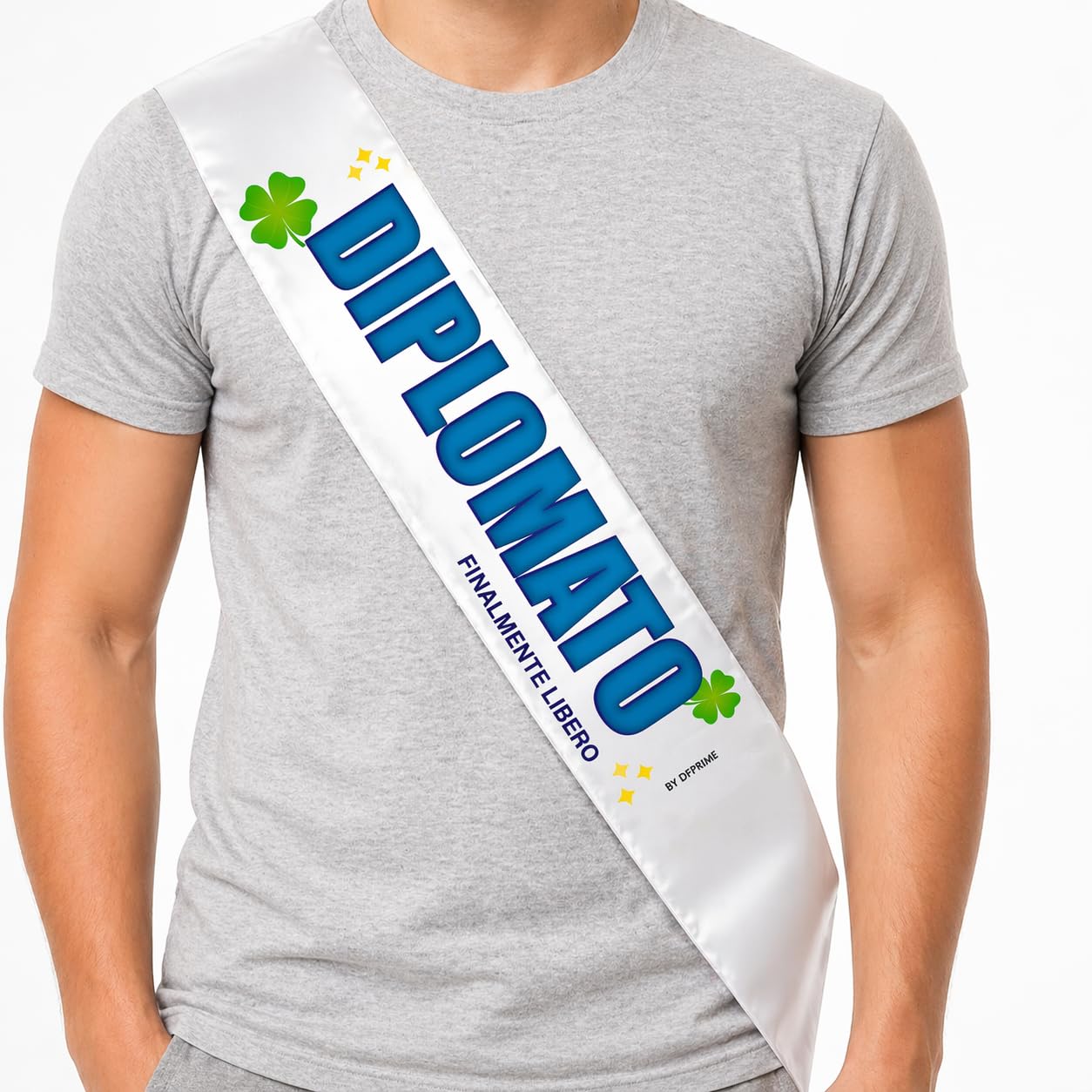 FASCIA DIPLOMATO – Finalmente Libero – Fascia Divertente per Festa di Diploma – Gadget Ironico per Diplomato – Regalo Originale Uomo