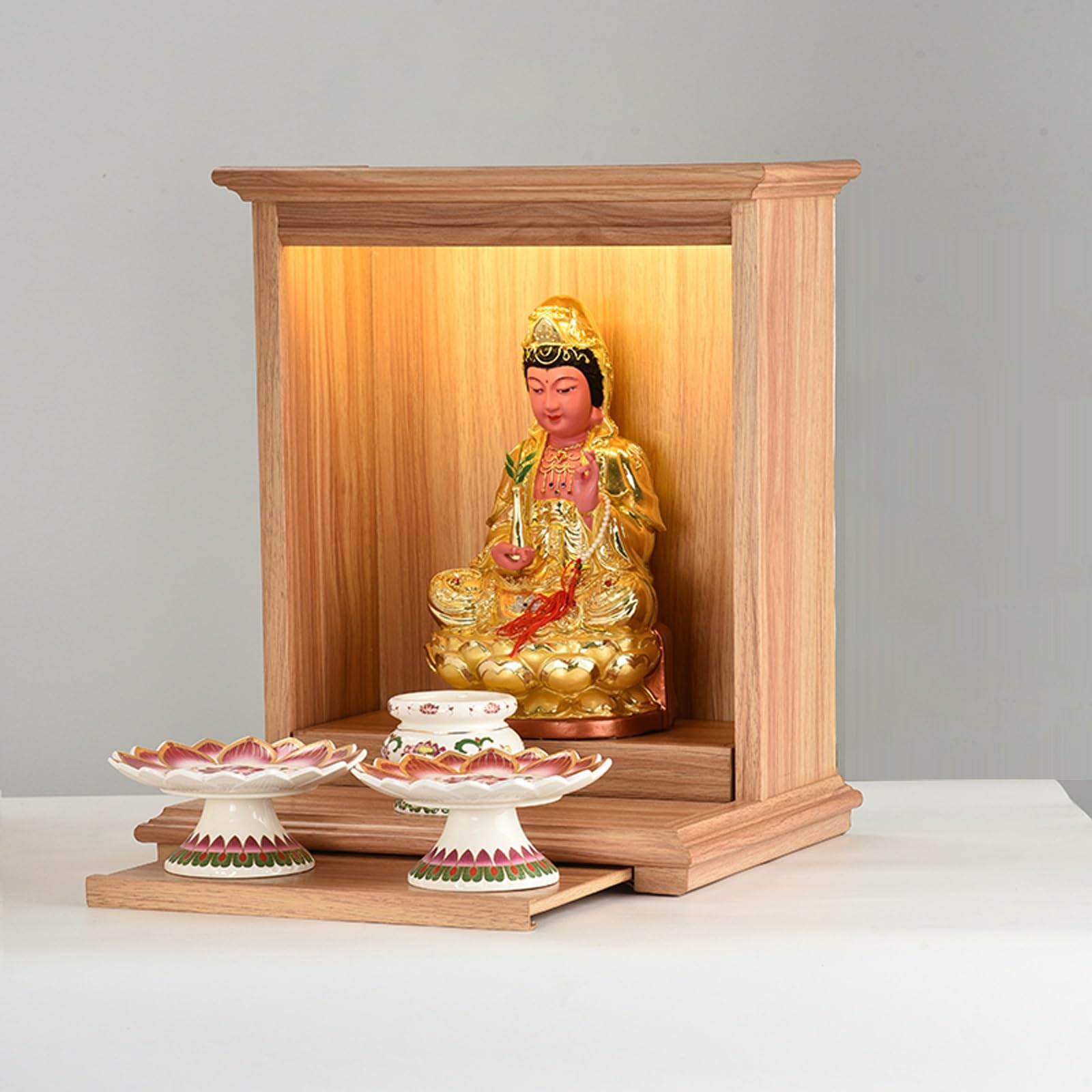 JNTFNE Buddha Altar Shelf Shrine, Wall Mounted Wood Offering Table, Chinese Style Guan Gong God of Wealth Pagoda Buddhist Niche ，Buddha Cabinet for Home Décor(Wood,39x36cm/15.3x14.1)