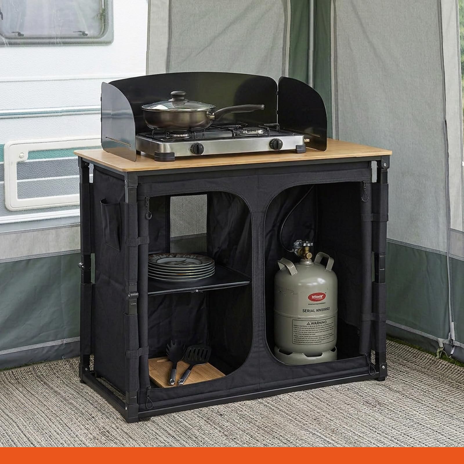 Campout Küchenzeile - 100 x 49 x 82,5 cm - Faltbare Campingküche - Outdoor Küche - Zusammenklappbare Campingschrank - Klappbar mit Stauraum - Platz für Gasflasche - Inkl. Tragetasche - Bambus