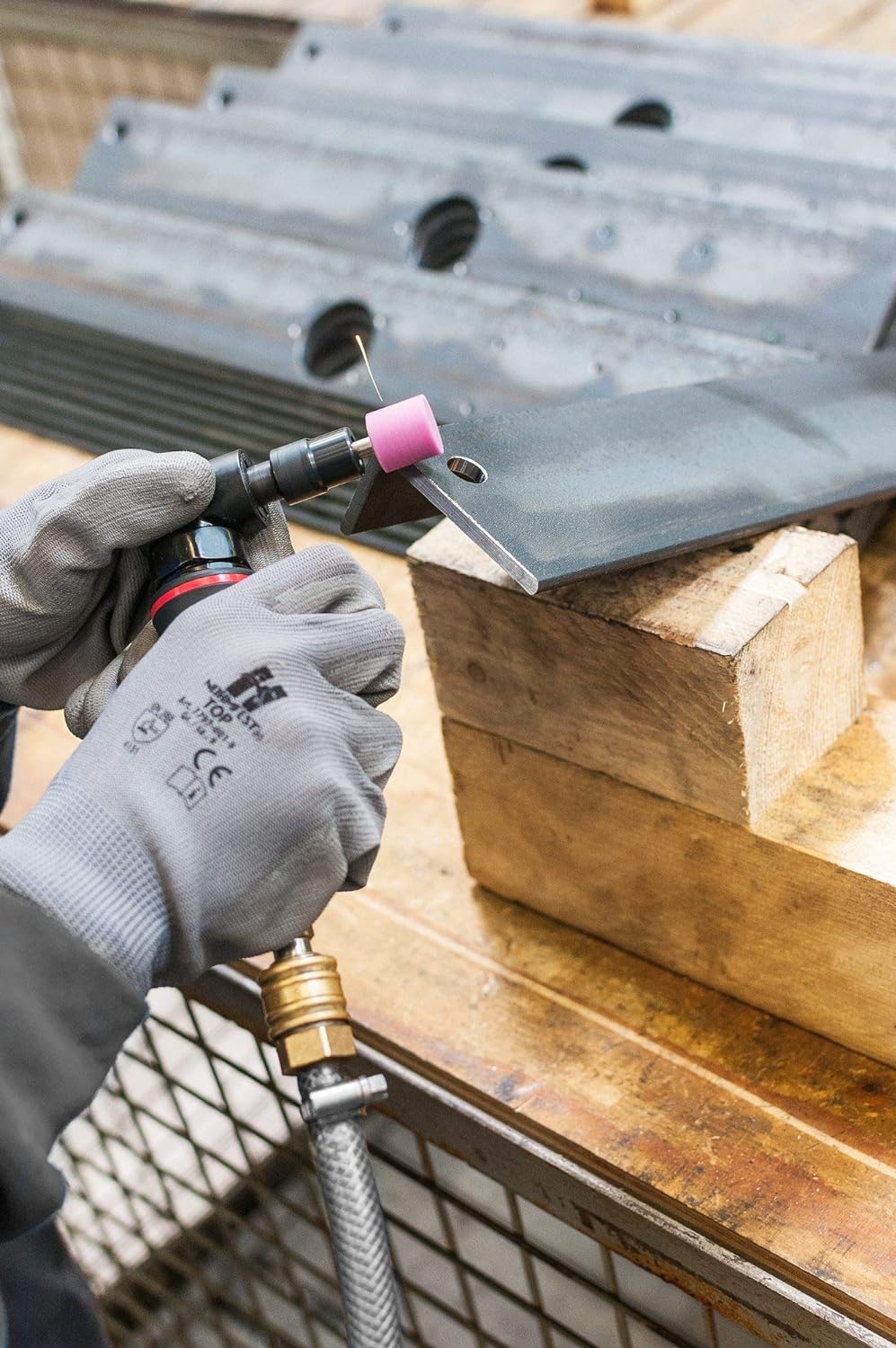ViGOR V5673 Stabschleifer abgewinkelt I geeignet für Fräser, Trennscheiben und Schleifkörper mit 3 und 6 mm Spannfutter I Schleifer für Profis und ambitionierte Handwerker