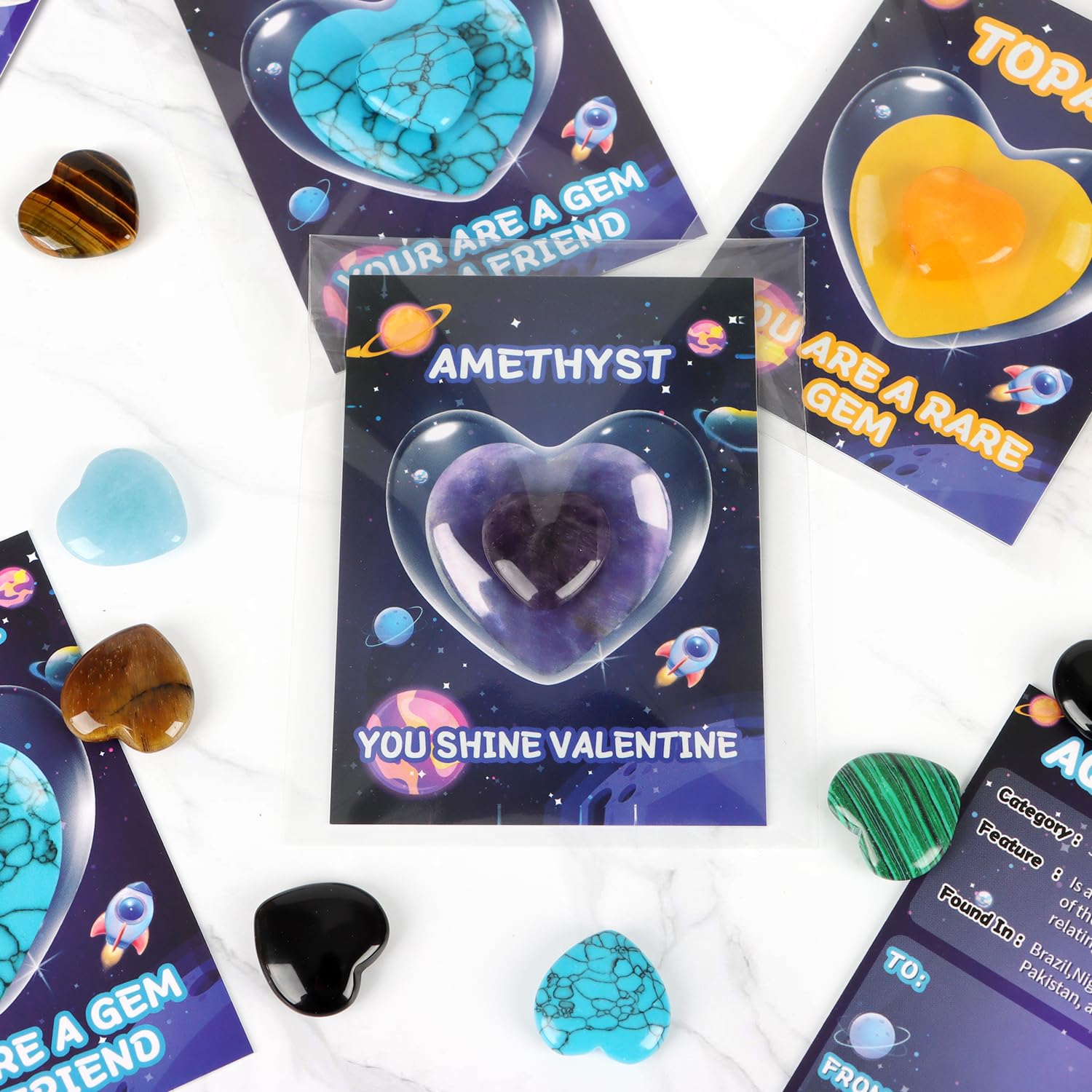 Valentinstagsgeschenke für Kinder im Klassenzimmer, 27 Stück Valentinstagskarten, Goodie-Taschen mit Herzsteinen, Valentinstagsgeschenk, Austausch, Kristall-Edelstein-Steine für Jungen, Mädchen,