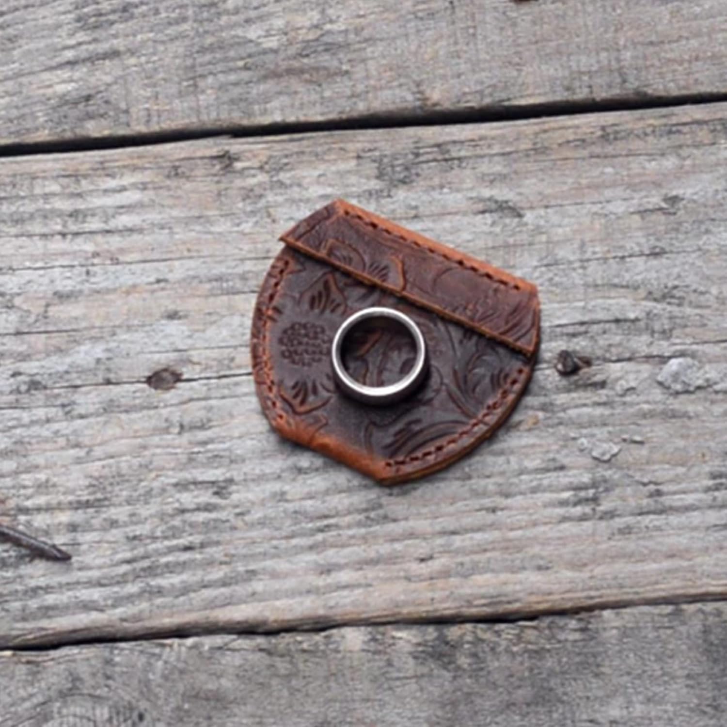 JJNUSA Handmade Leather Jewelry Coin Storage Organizer Wedding Ring Case, Engagement Pouch, Bride & Groom Jewelry Storage, Marriage Travel and Ring Bearer, Proposal Ring Holder Case