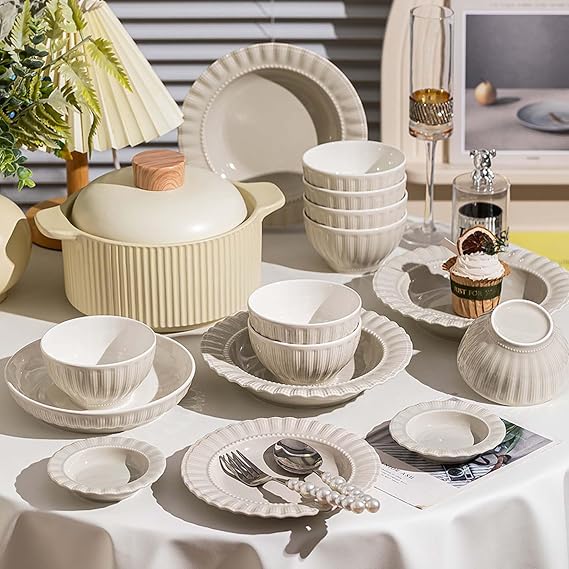 Elegant Ceramic Dinnerware Set, High-Grade Gray Plates, Bowls, and Dishes for Family Use, Complete Tableware Set, Modern Design, Dishwasher & Microwave Safe