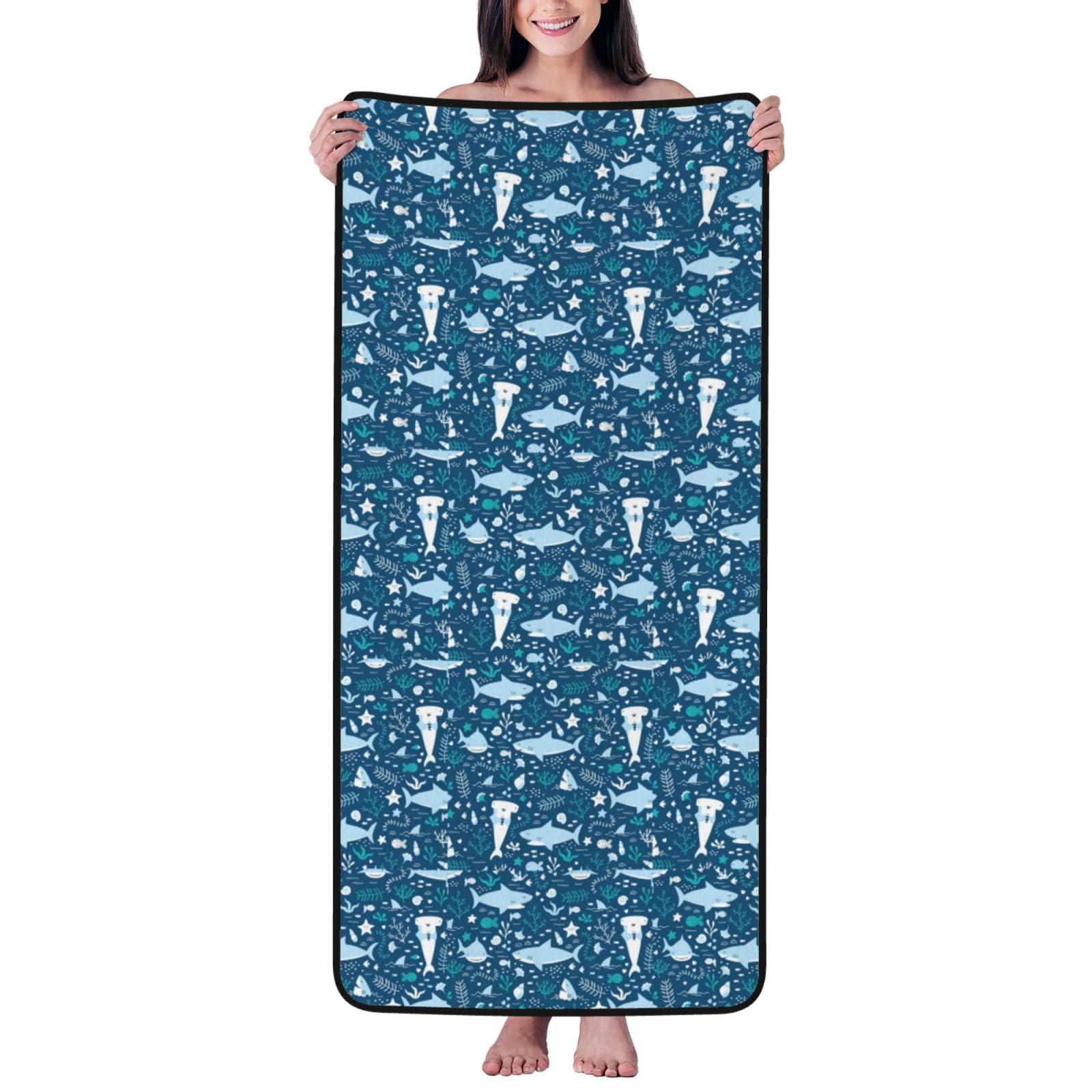 Toalla de baño de terciopelo coral premium con exclusivo estampado marino de peces azules