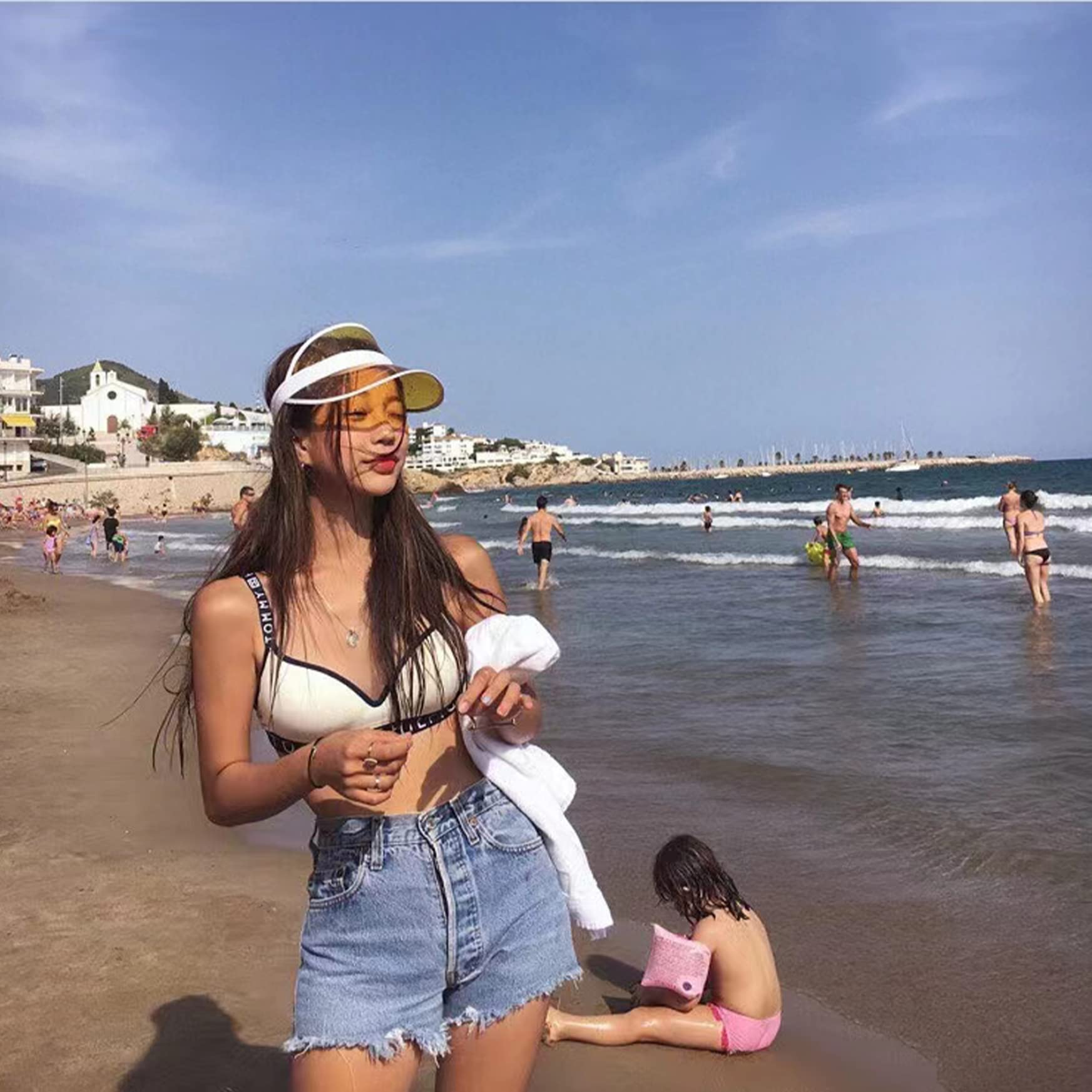 8 Uds. Viseras de plástico para Mujer, Visera Deportiva de Verano para Pub, Golf, Visera de neón para Exteriores de los años 80, Accesorios para Disfraces, Juego de Recuerdos de Fiesta