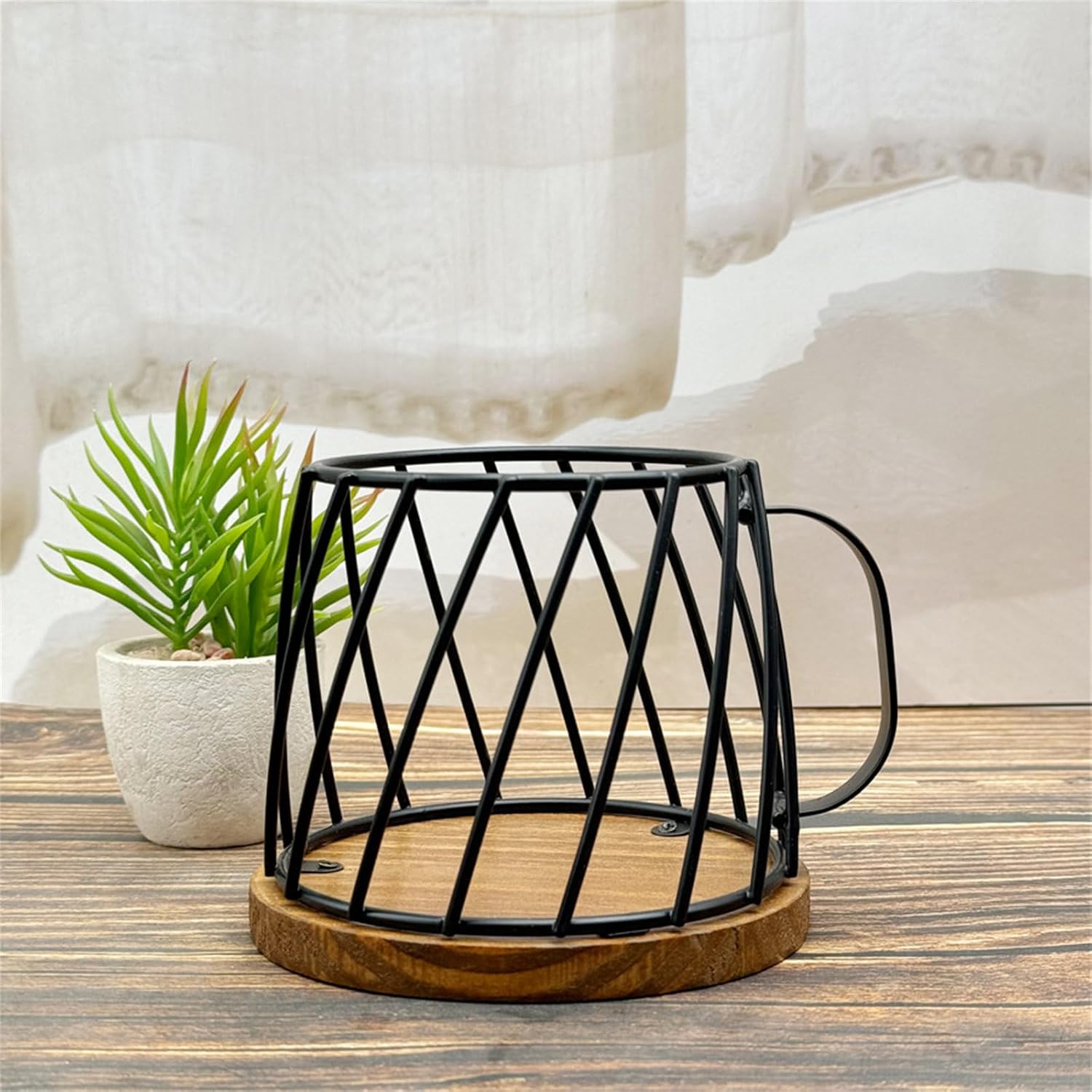 Stylish Coffee Basket with Lid Portable Storage for Home, & Cafe Use Coffee Storage