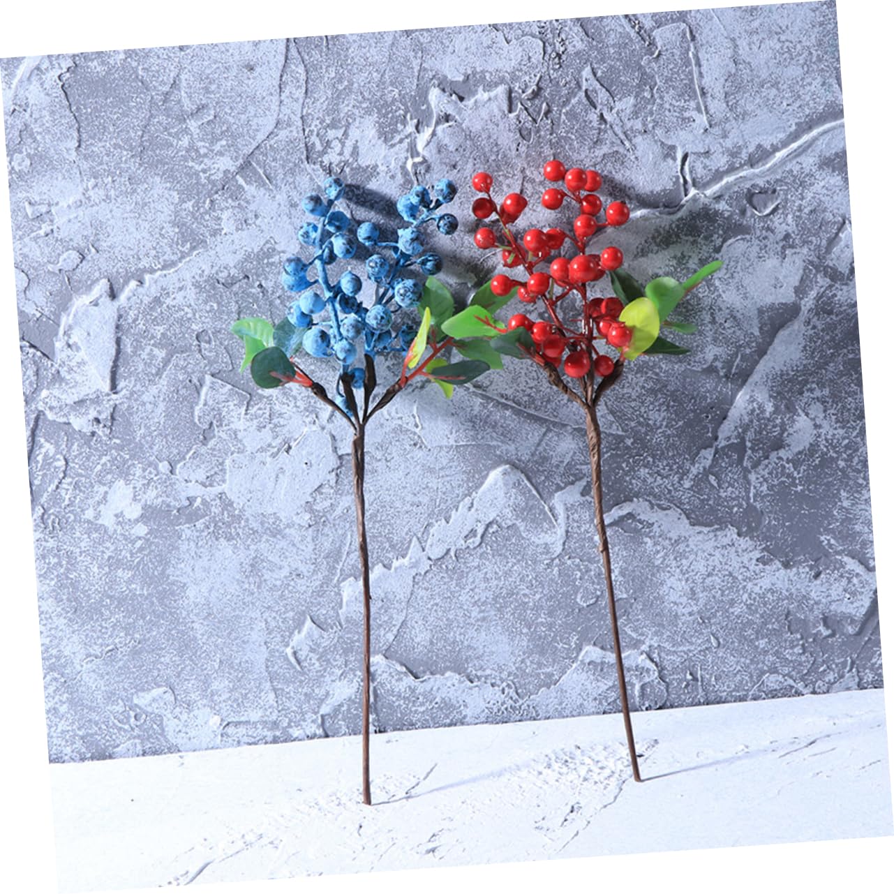 Cabilock 20 Piezas Artificiales Manualidades navideñas Christmas Decorations selecciones de de Navidad ramita de Decoración navideña de Acebo Falsas Educación física