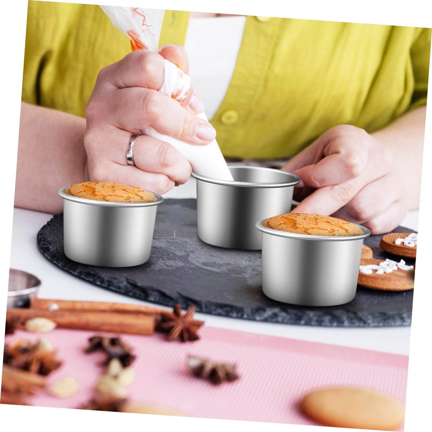 DOITOOL 20 Piezas Molde Redondo para Tartas con Fondo Extraíble de Unidades de Aluminio para Hornear Quesos Mousses y Pasteles Pequeños para Cocina y Celebraciones Familiares