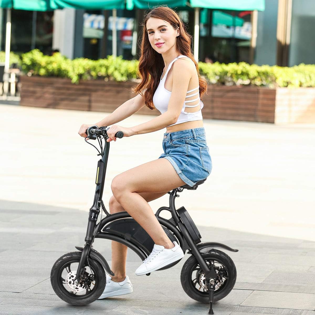 Nærbillede af Windgoo B3-styr og sæde