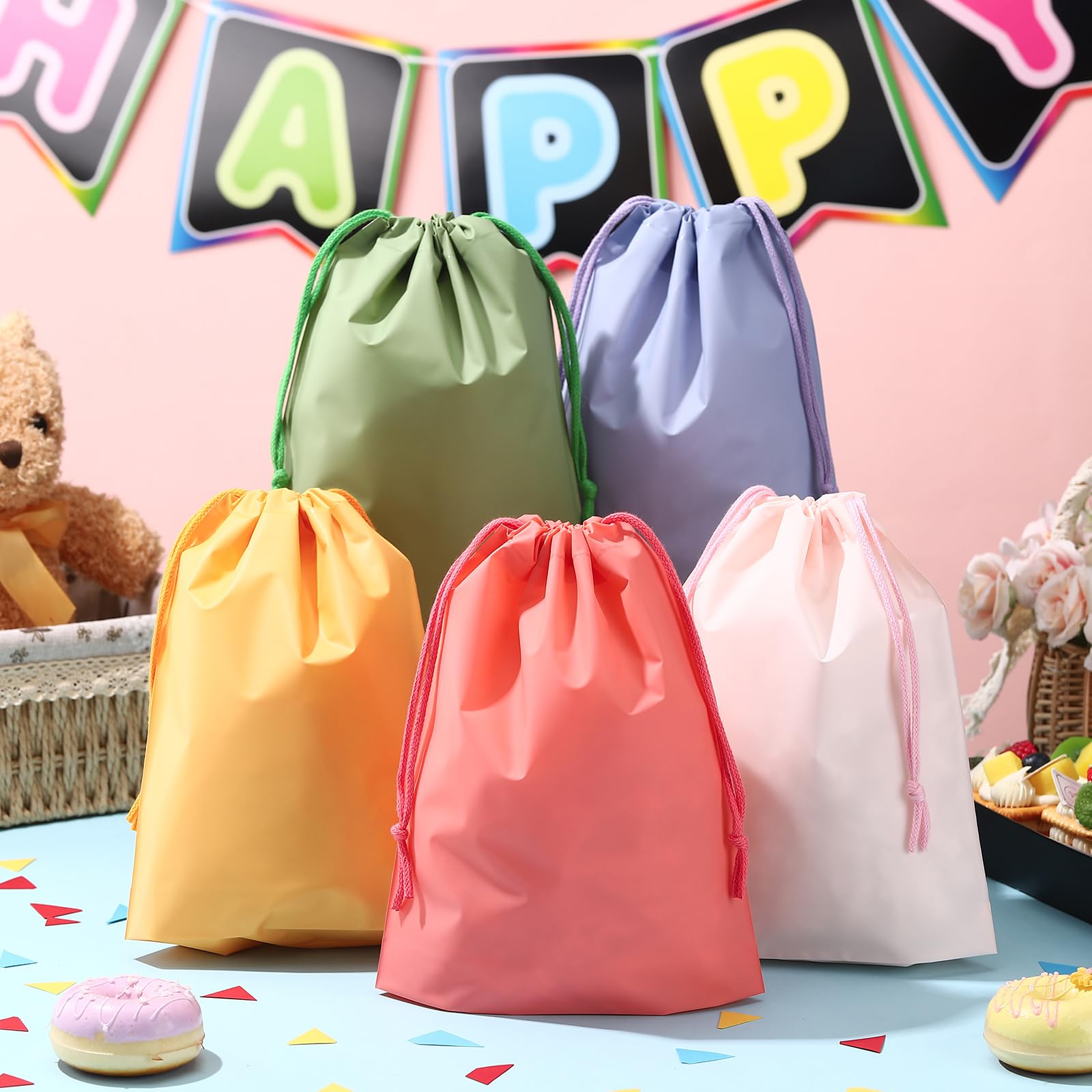 Locmeo 50 Stück Partygeschenktüten mit Kordelzug, Cello-Geschenktüten, sortierte Farben, Plastiktüten für Kinder, wiederverwendbare Geschenktüten für Geschenke