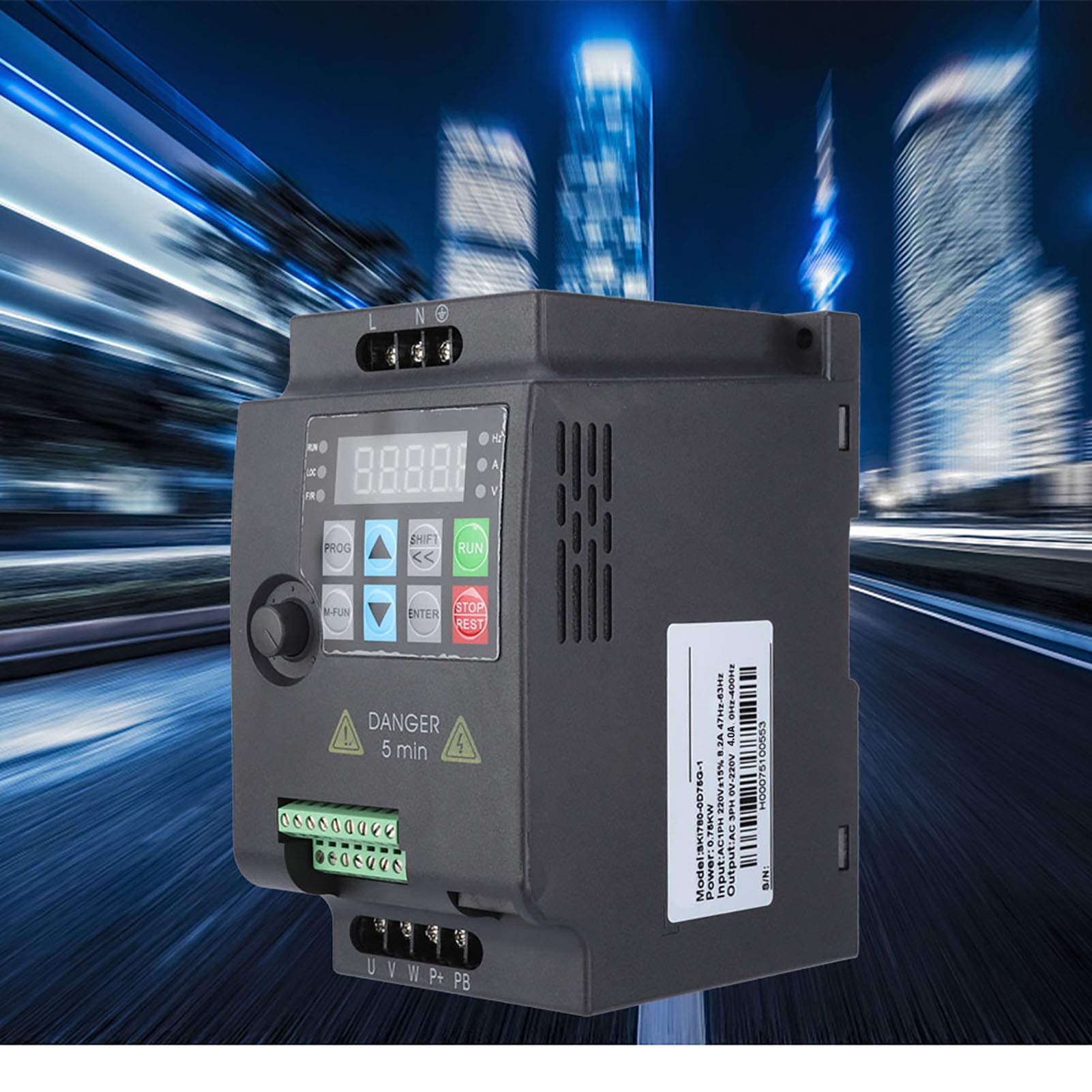 VFD Inverter Convertitore di Frequenza 1PH/3PH, Trasformatore VFD, Velocità Controllato, Variatore Di Frequenza Inverter, 1 Phase to 3 Phase 220V AC 0.75kW per Controllo Motori