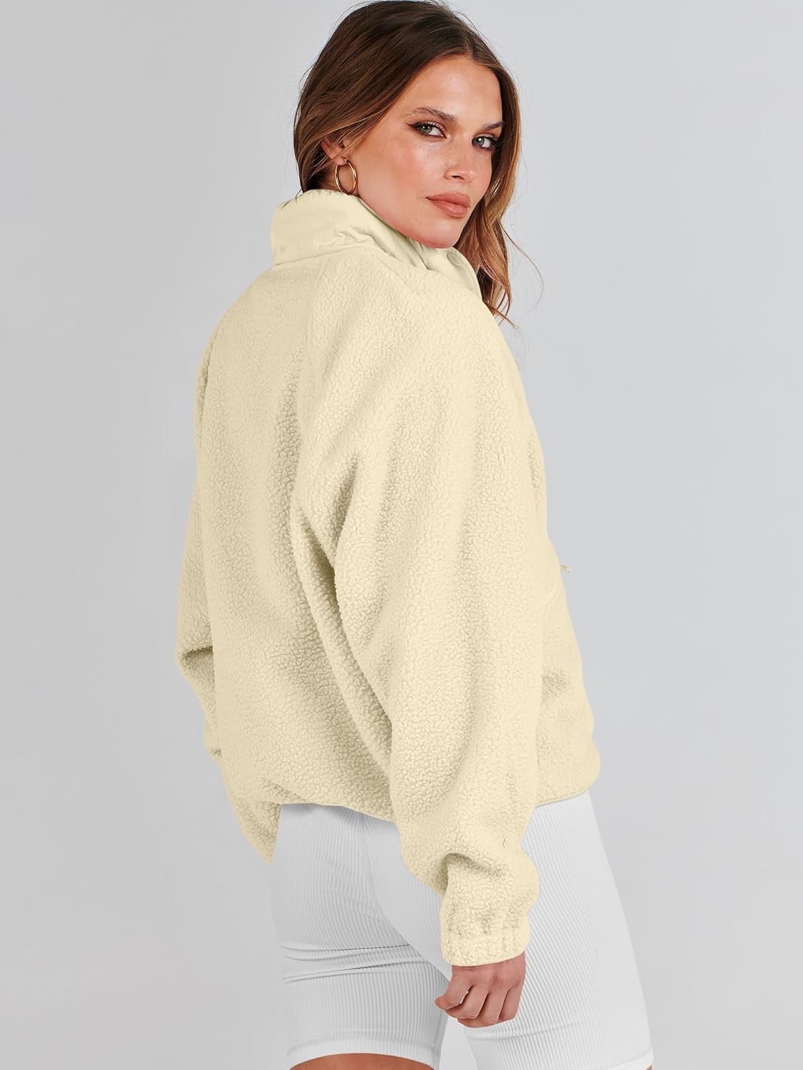 ANRABESS Womens Fuzzy Fleece Jacket Fall Casual Long Sleeve Cropped Sherpa Button Down Shacket Coats Outwear With Pockets - Image 6