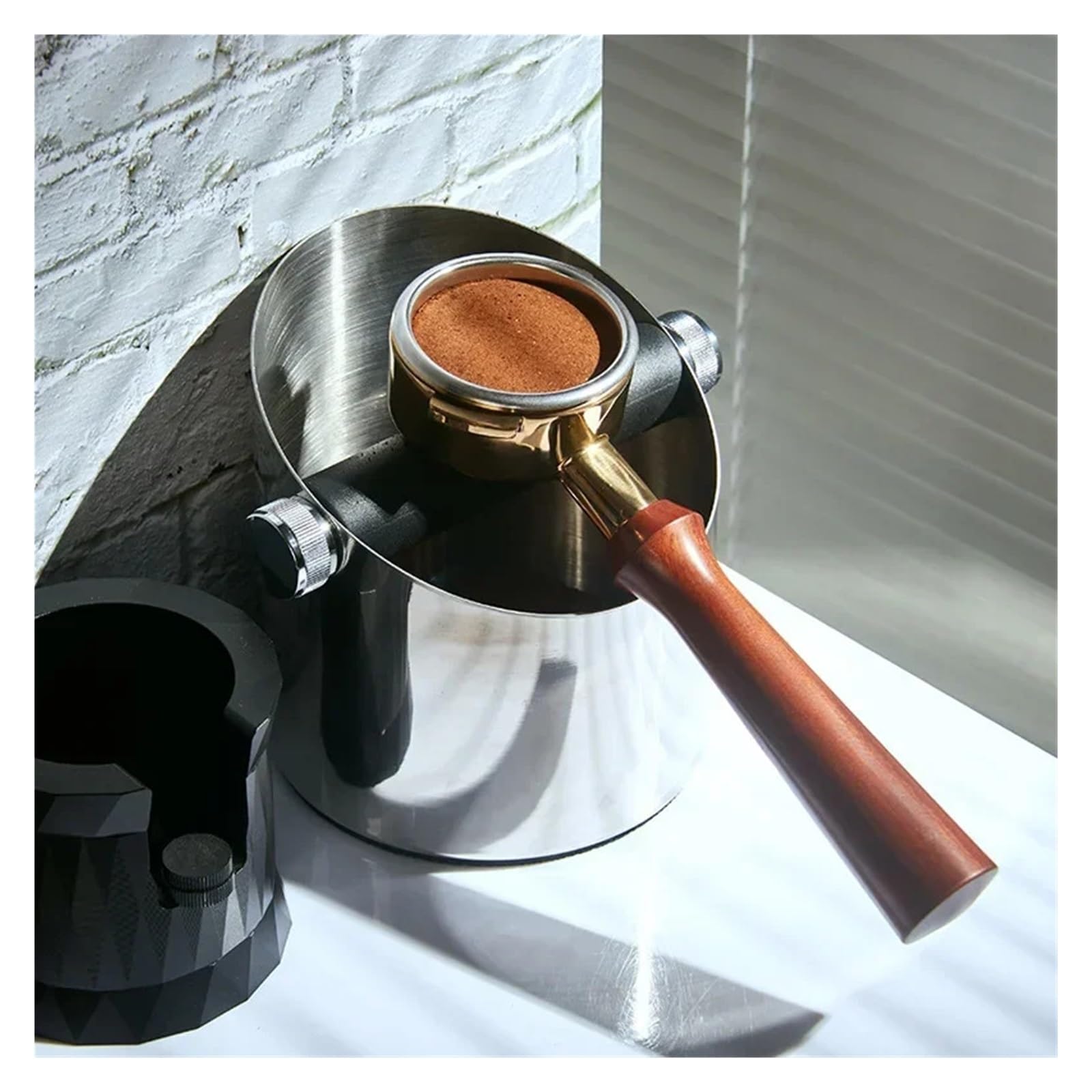 Pojemnik na puki do espresso o dużej pojemności z antypoślizgową podstawą, stalowy puk, do ekspresu do espresso, srebrny, biały, czarny, idealny dodatek do kawy dla domowych baristów