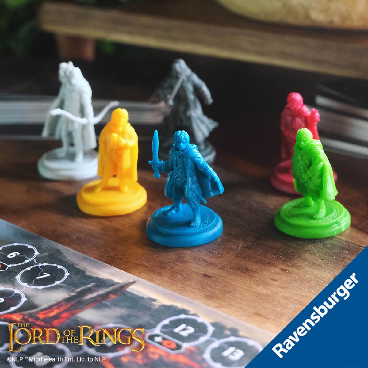 Ravensburger - Le Seigneur des Anneaux - Livre d'Aventure - Jeu de Plateau coopératif - 1 à 4 Joueurs dès 10 Ans - 30 Minutes par chapitres (8 chapitres) - Version française