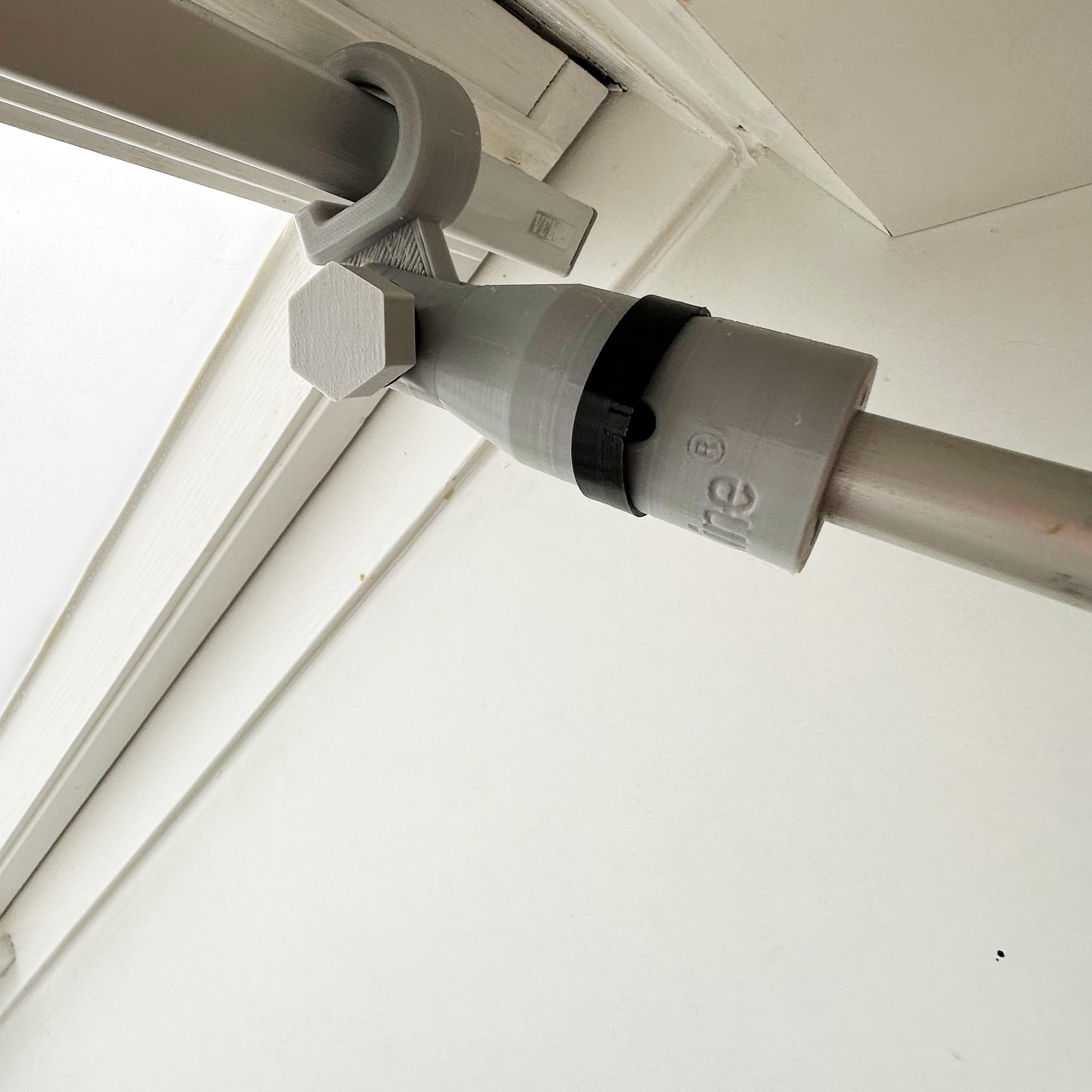 Dachfenster-Öffner Aufsatz Set mit 2 Haken für Teleskopstangen | Zubehör mit starrem und beweglichem Haken zum Öffnen hoher Fenster ohne Leiter, werkzeugloser Wechsel, passend bis 12m.