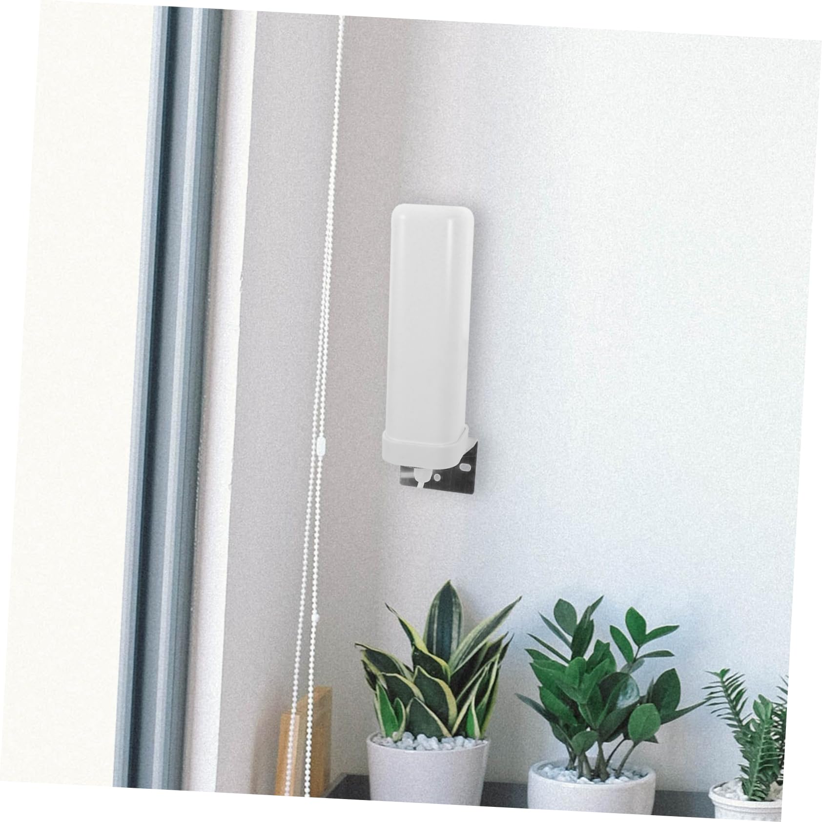 Ciieeo Antenne Omnidirectionnelle 4g Pleine Fréquence pour Routeur Modem, Signal Puissant Intérieur et Extérieur, Matériaux Métal et Plastique, Gain 16-18dbi, 50 Ohms