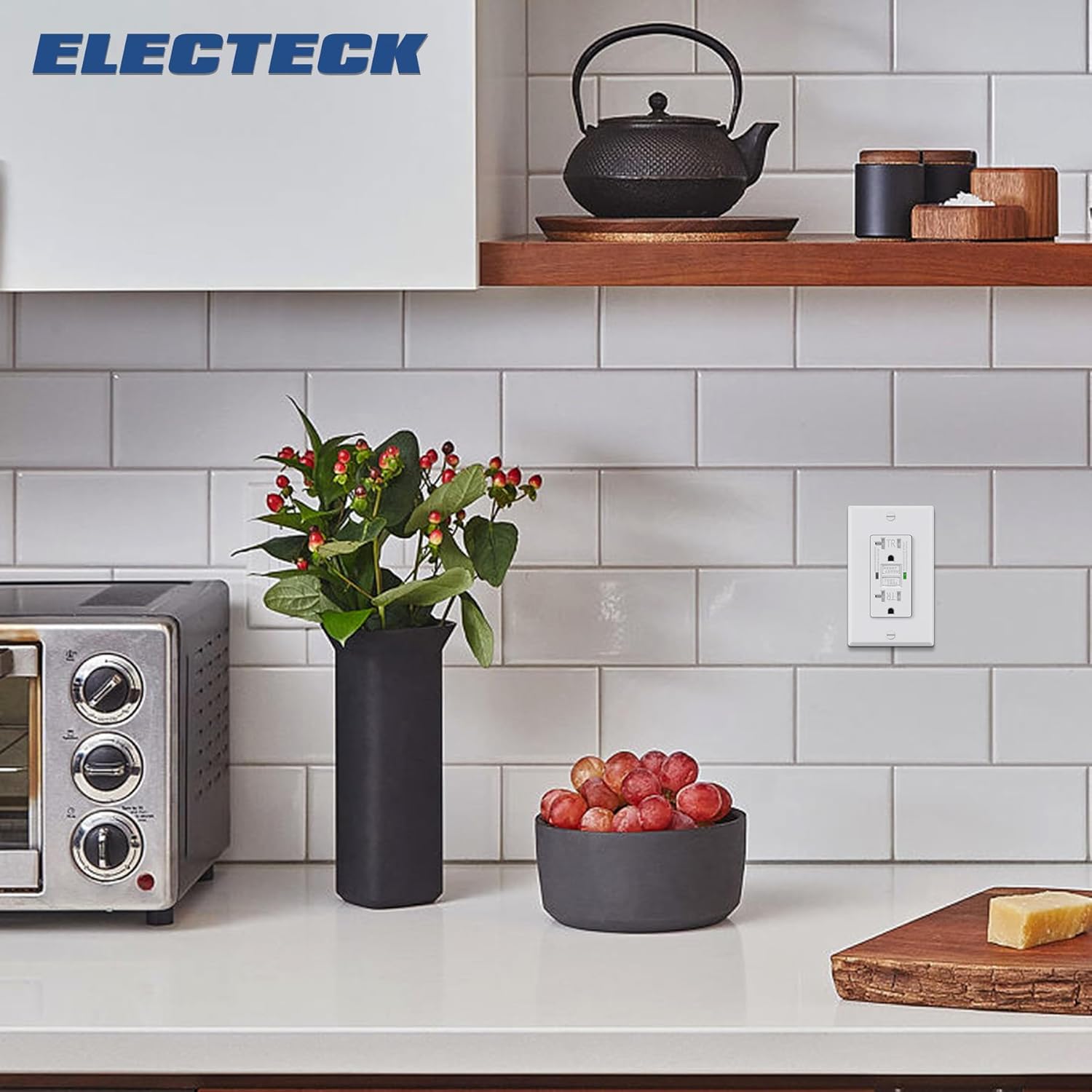 ELECTECK GFCI Outlets 20 Amp, Tamper Resistant (TR), Self-Test GFI Receptacles with LED Indicator, Ground Fault Circuit Interrupter, Decor Wallplate Included, UL Listed, White, 5 Pack