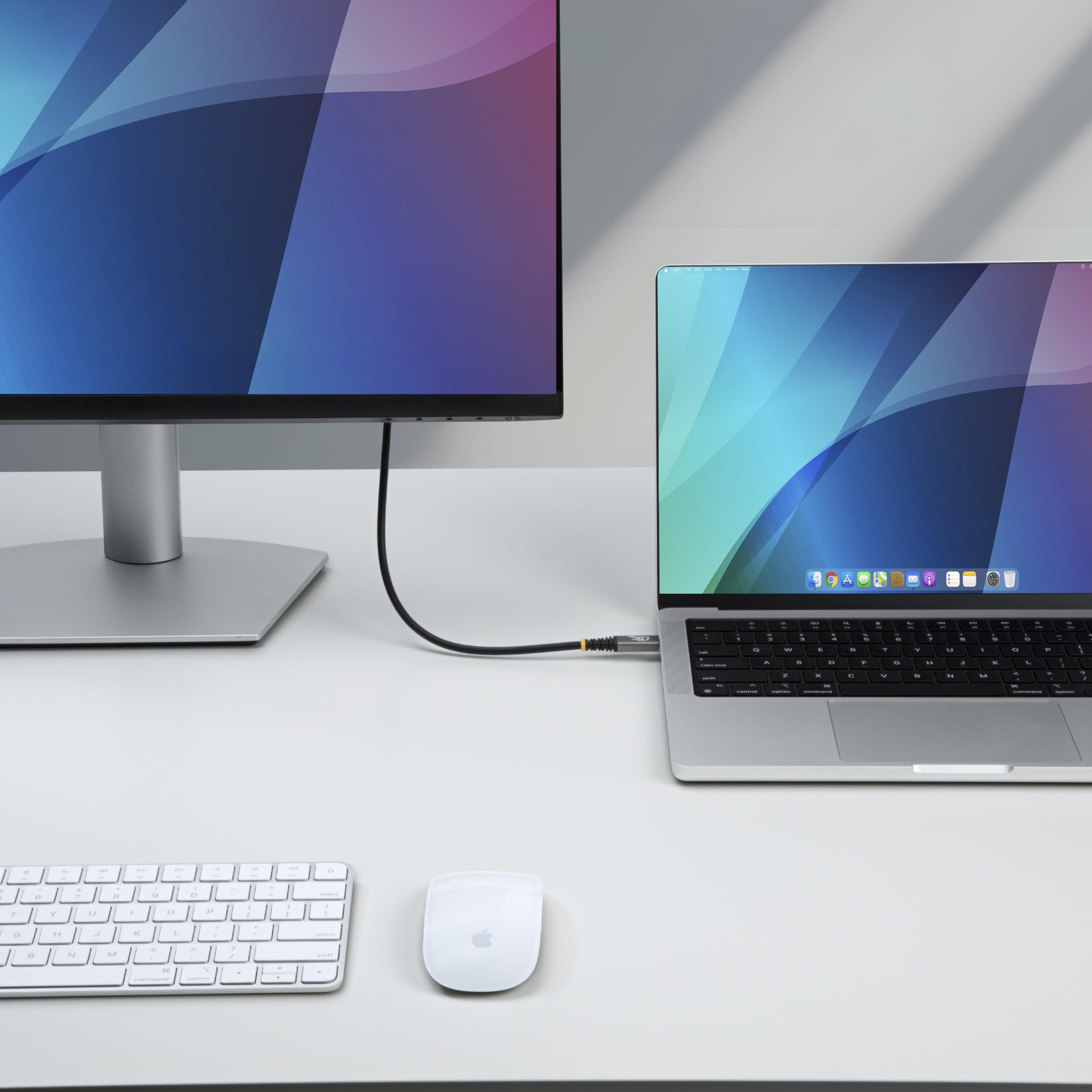 StarTech.com USB4 kabel 1,5 m, 80 Gb/s, z certyfikatem USB-IF, 240 W PD, 8K 120 Hz / 4K 240 Hz, DP2.1, kompatybilny z Thunderbolt 4