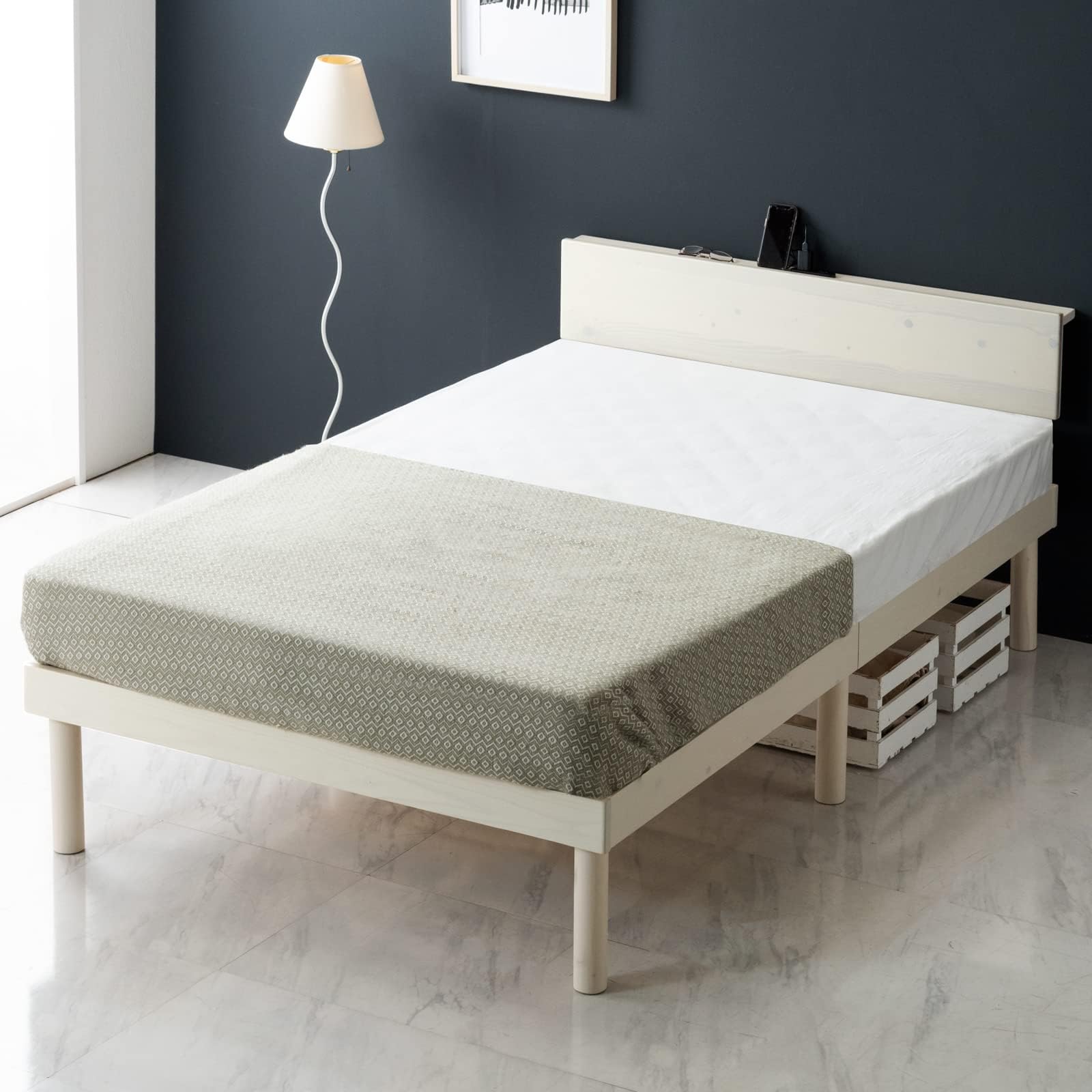 Amazon｜ベッド シングル 天然木 北欧パイン材使用 宮棚 2口