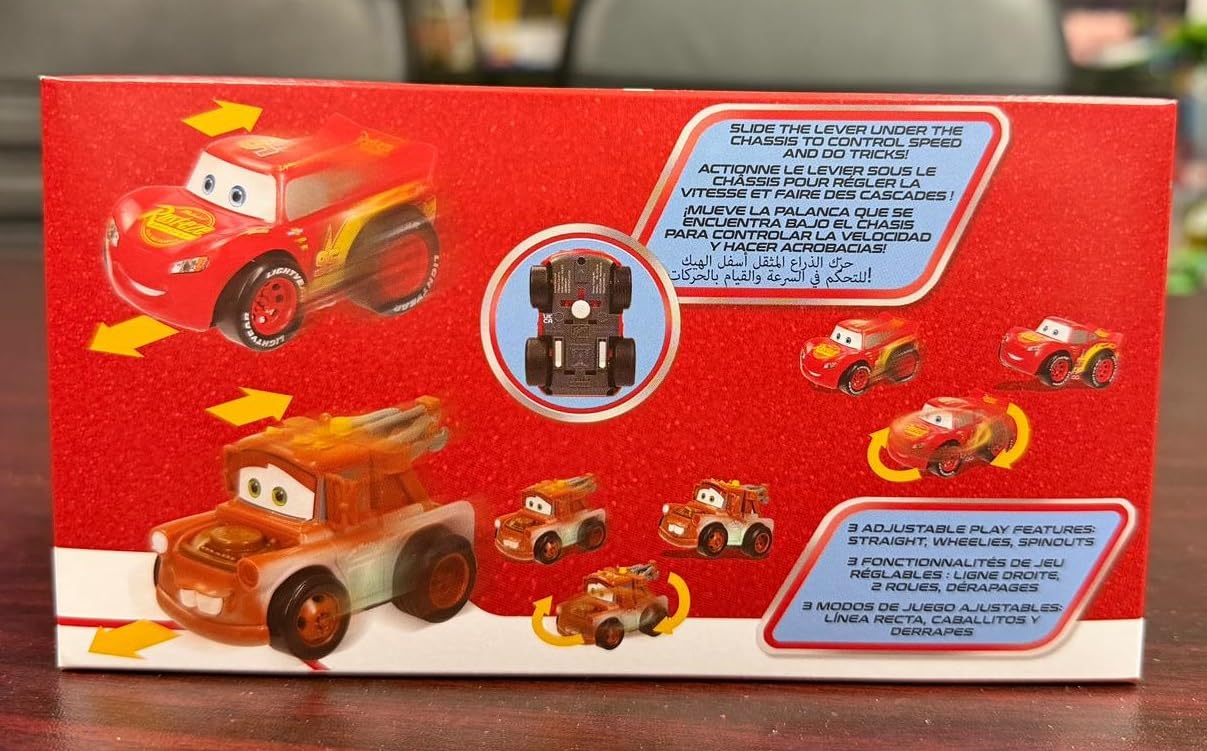 Disney Store Set di Giocattoli a retrocarica Ufficiale Cars, Collezione di Veicoli pressofusi a 2 Pezzi con Saetta McQueen e Cricchetto, Azione da Corsa Disney Pixar Cars