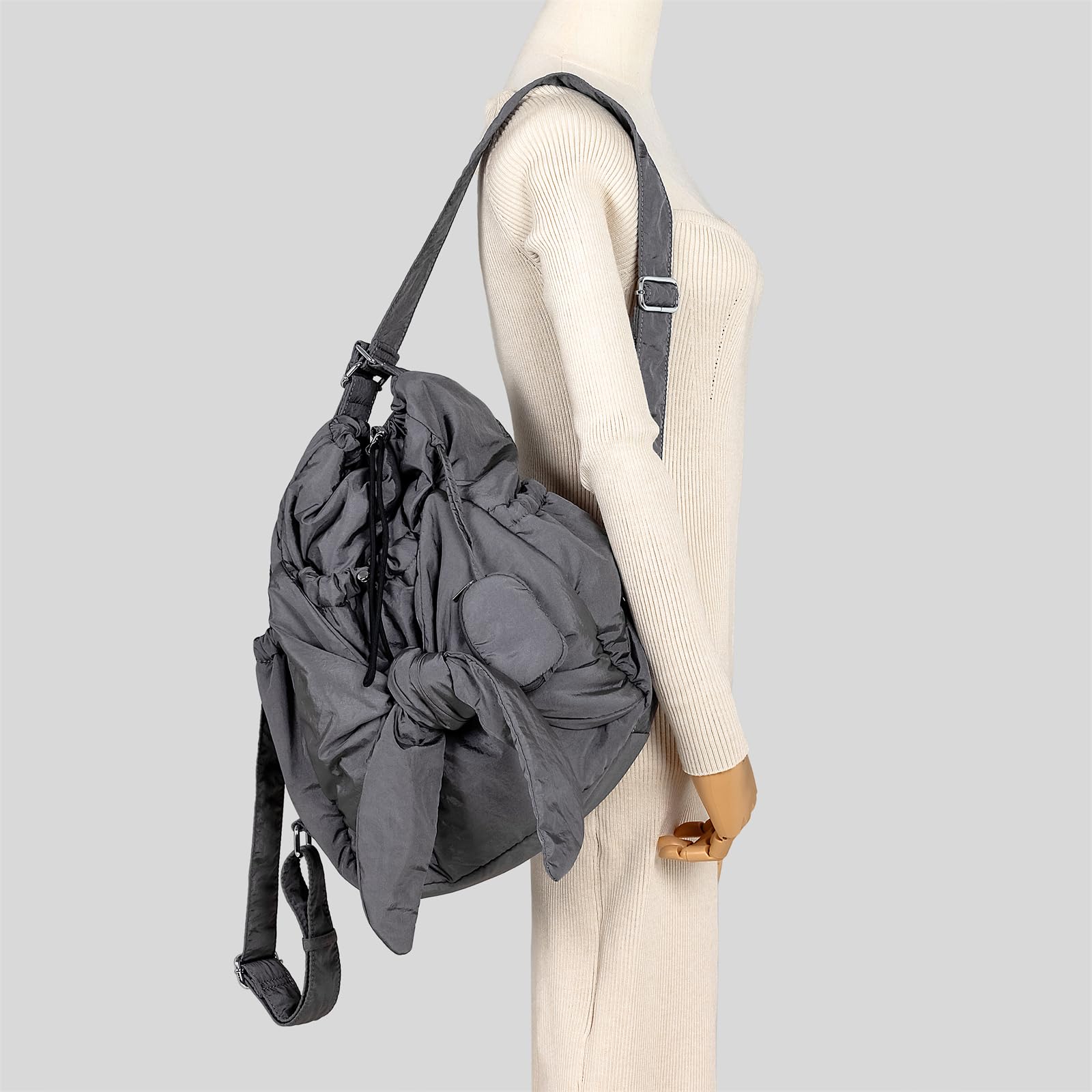Borsa A Tracolla In Nylon Da Donna Casual A Secchiello Con Coulisse Tasche Multiple E Tracolla Regolabile. Coulisse Alla