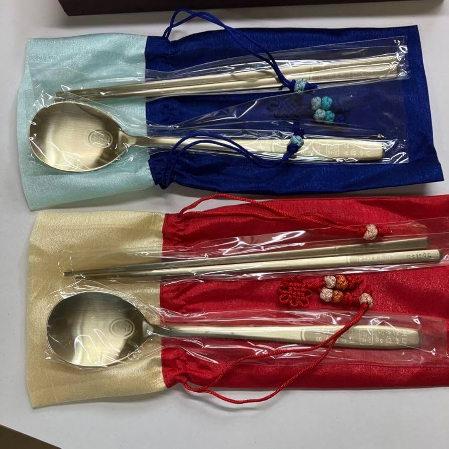 さ*ら箱入り 本体未開封 韓国 スジョ 夫婦/ペア 箸＆スプーンセット 楽天市場】H.JIN 蝶 銀 箸スプーンペアセット カトラリーセット