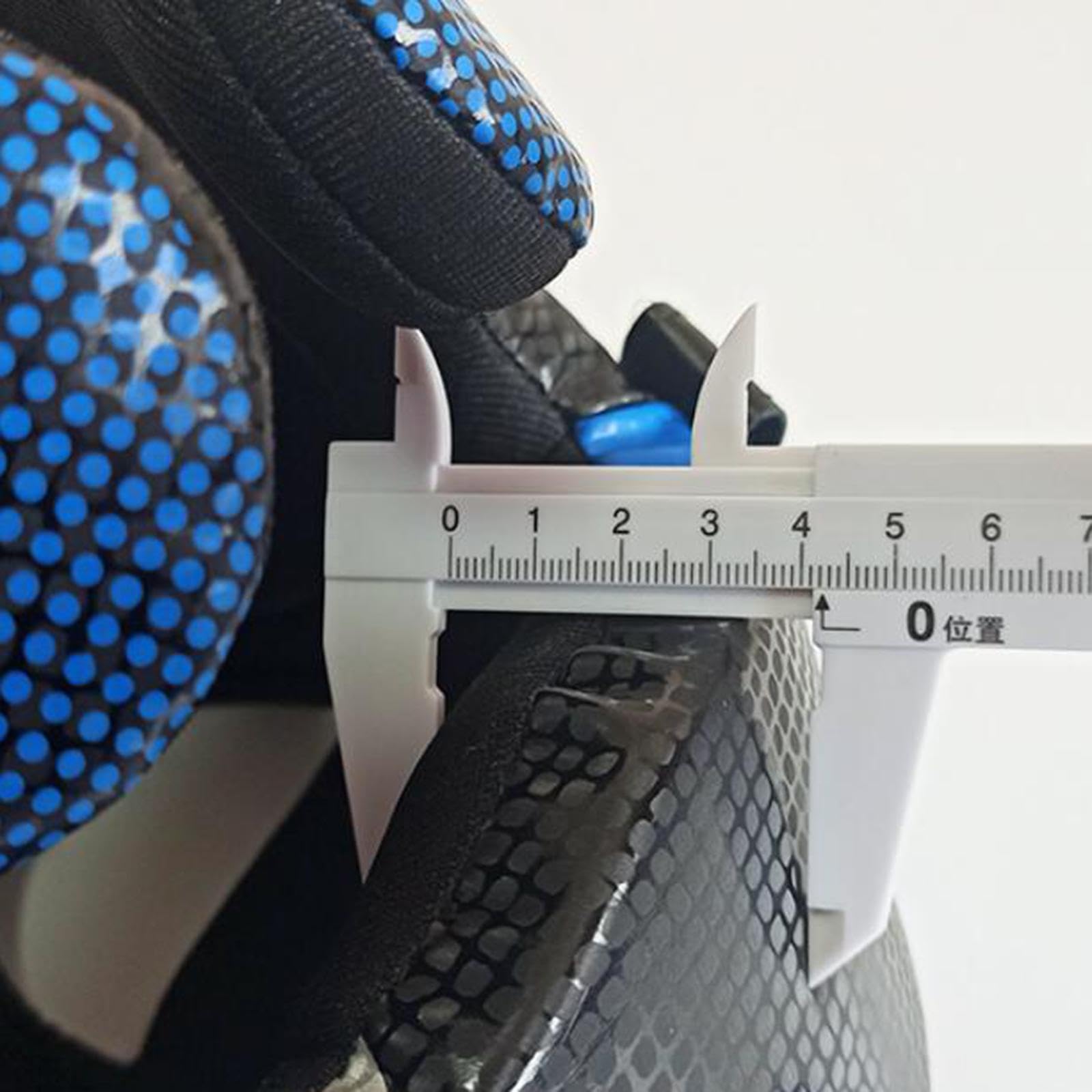Casco Karate per Bambini E Adulti Leggero Altamente Protettivo Traspirante Facile Da Mettere E Togliere Protezione Completa Adatto per Sport Da