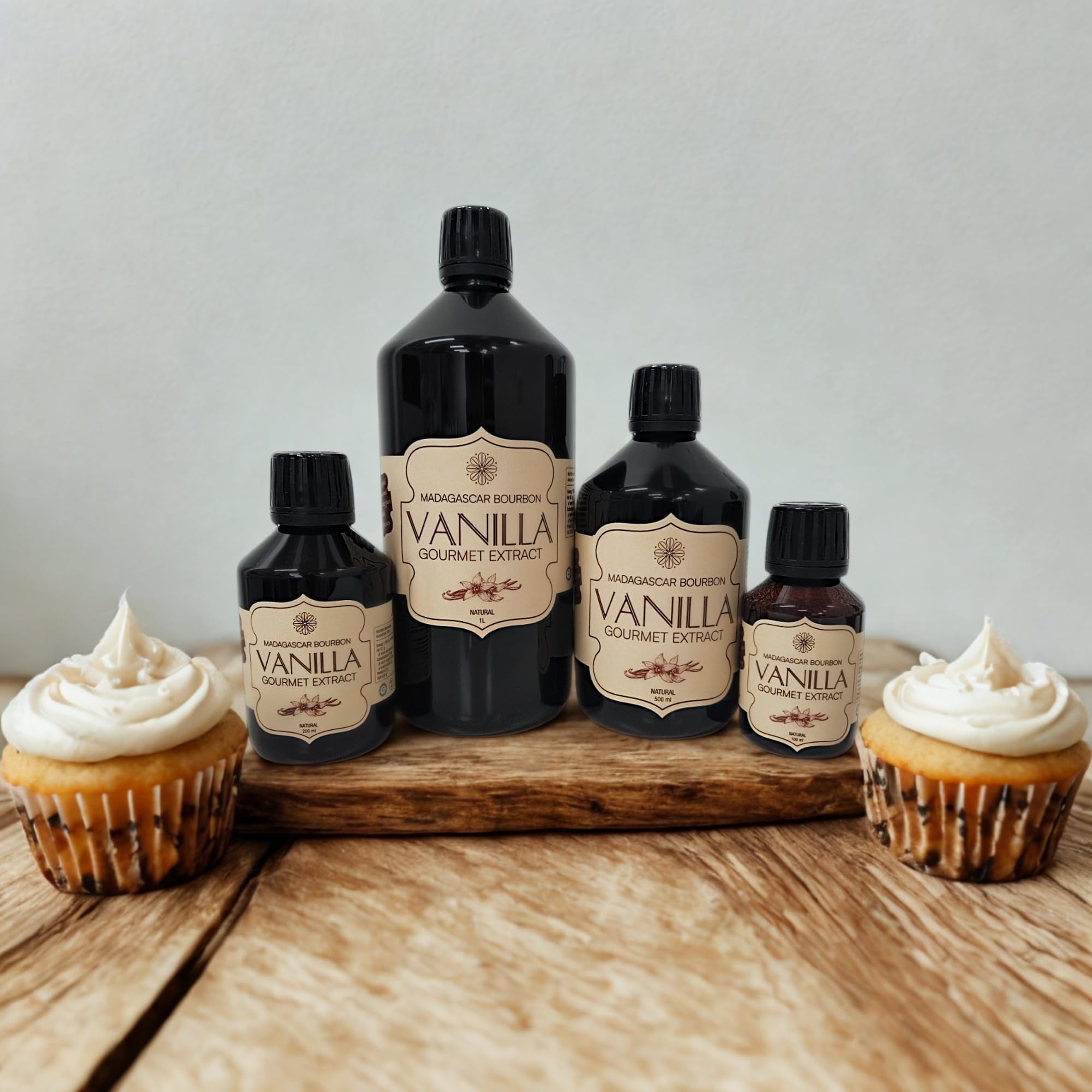 Vanilla Scientific Pure Bourbon Gourmet Vanilla Extract with Seeds - Madagascar 100% Natural Extract for Baking and Cooking - Alcohol Free, Gluten Free, Vegan, 500ml