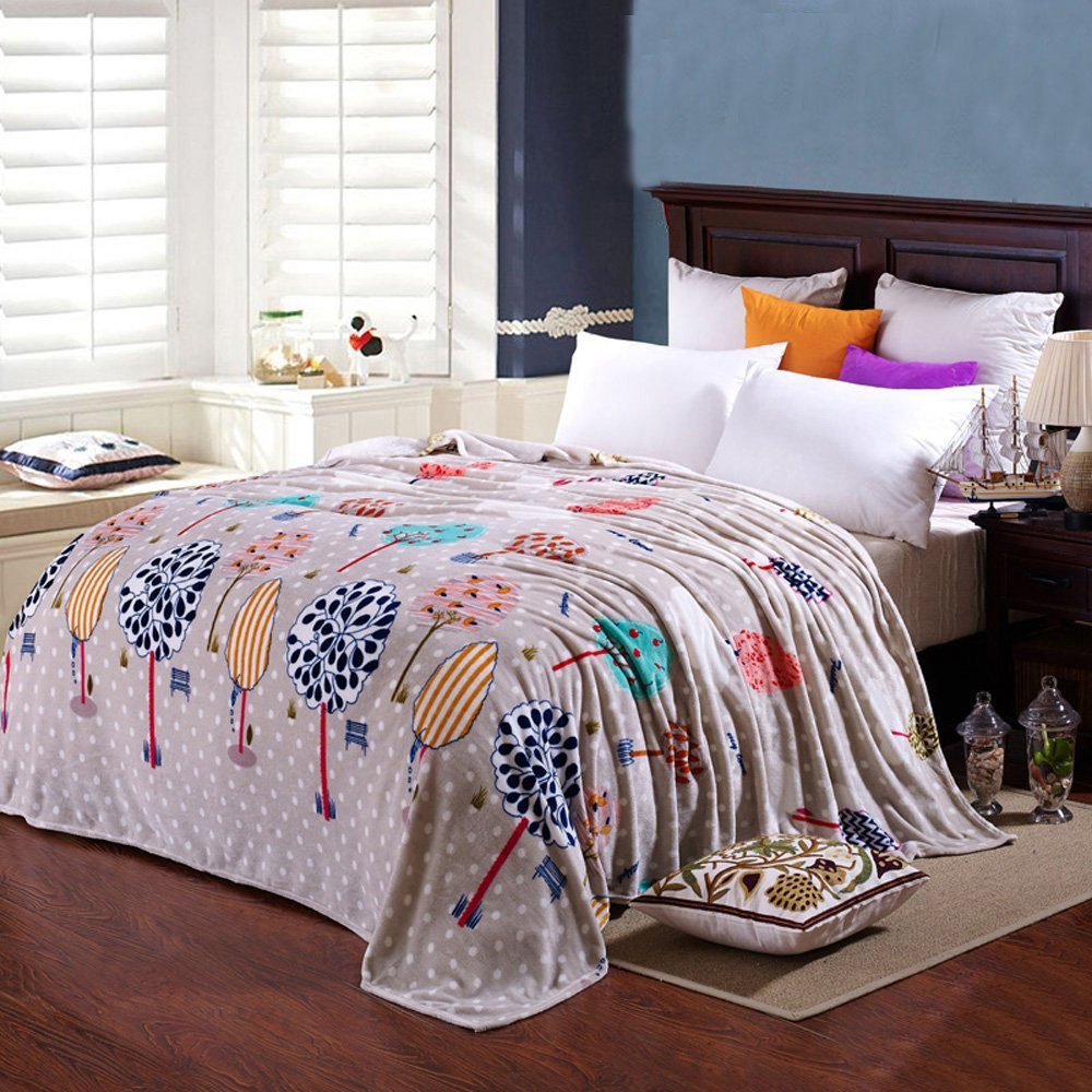 ShineMoon All Season Soft Flannel Bed Sheets Couch Cover Blanket for Adults Kids Lightweight Outdoor Travelling Camping Rest Blankets For Cold (180x200cm, Dots Trees)