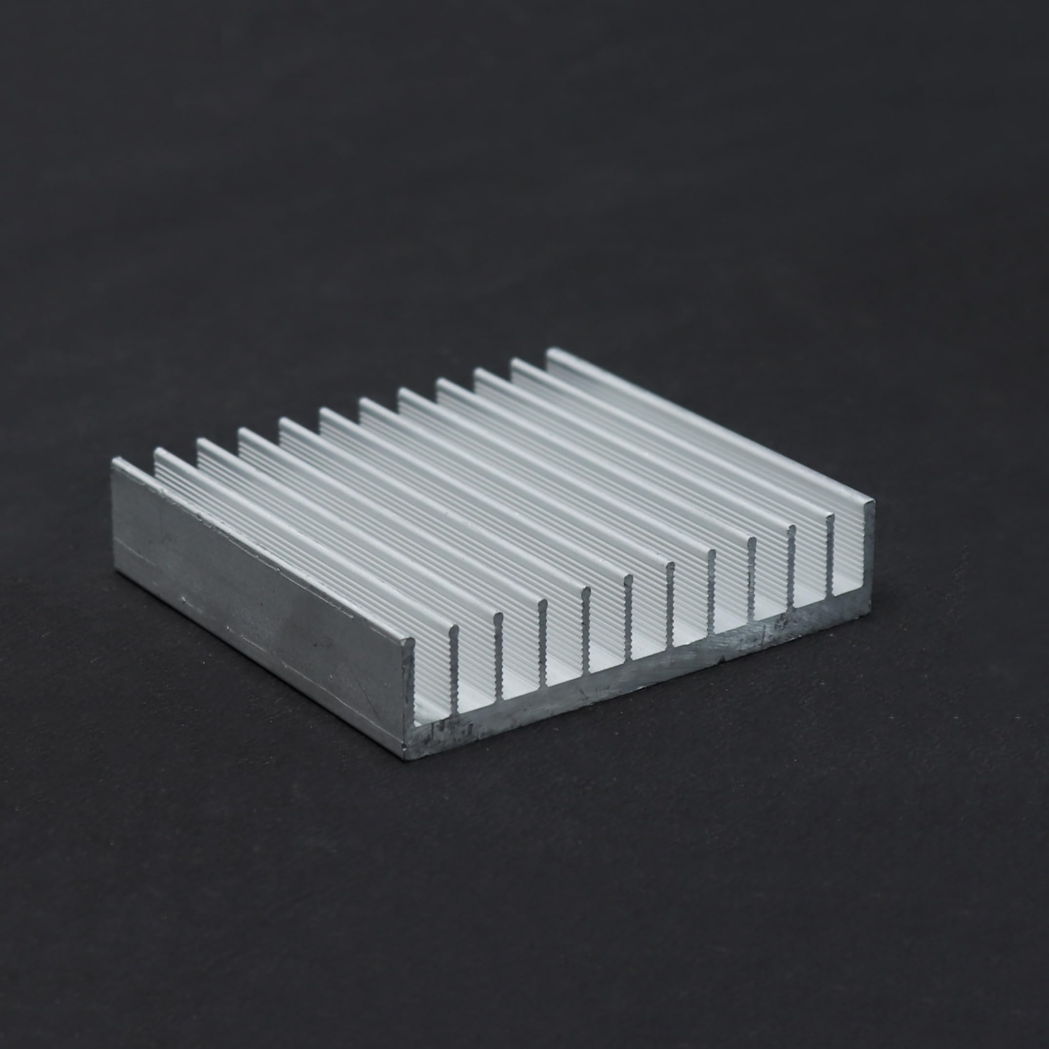 Electronic Spices 84.5mm x 80mm Aluminum Heatsink (B0CZDXDK1T) Amazon Price History, Amazon Price Tracker