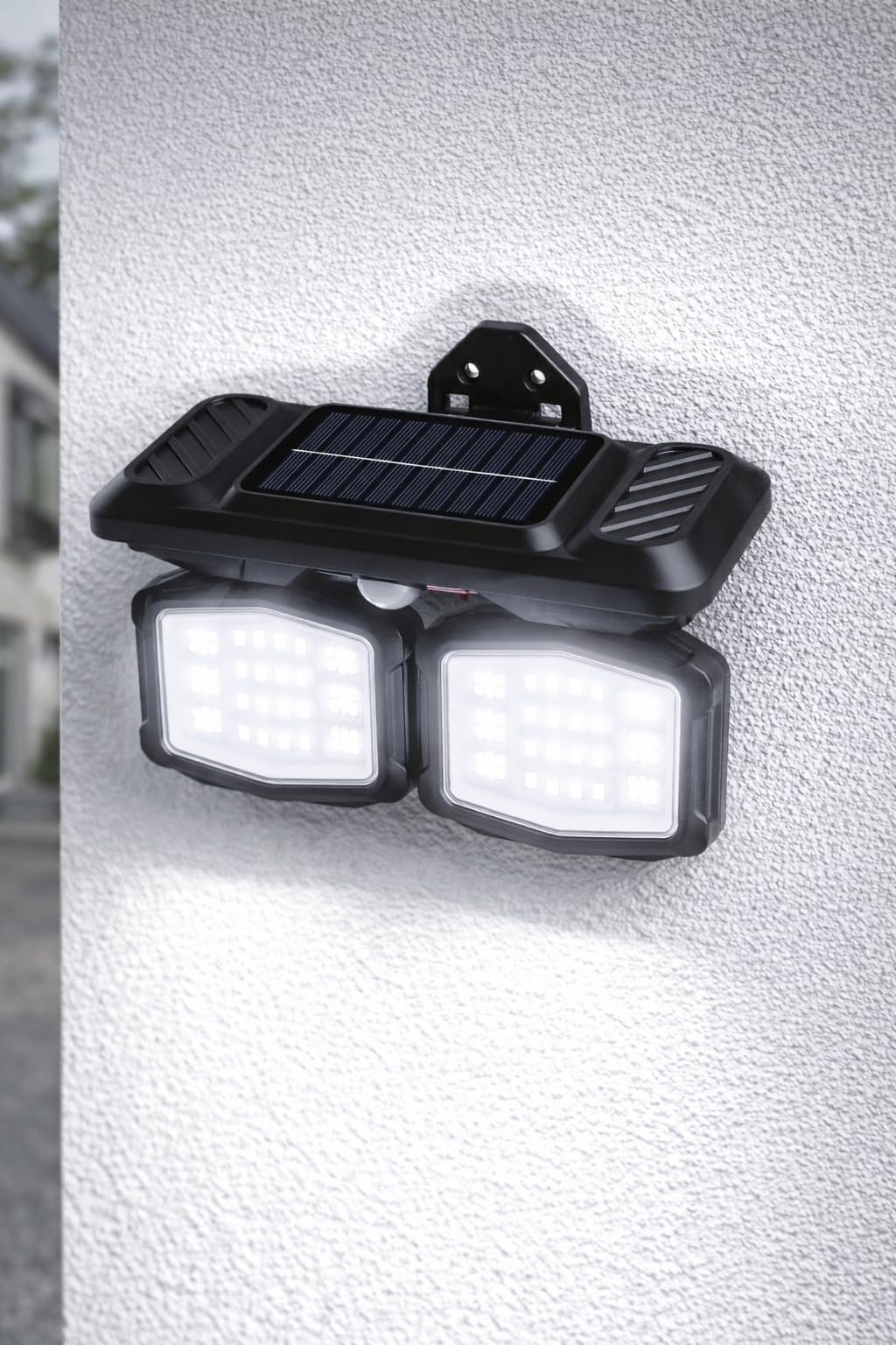 Panter Solar Hareket Sensörlü 72 SMD Beyaz LED Duvar Lambası 800 Lümen, 5W, Çift Başlıklı 120° Ayarlı, Type-C + Güneş Enerjili, 3 Modlu, IP65 Su Geçirmez Bahçe Balkon Dış Mekan Aydınlatma