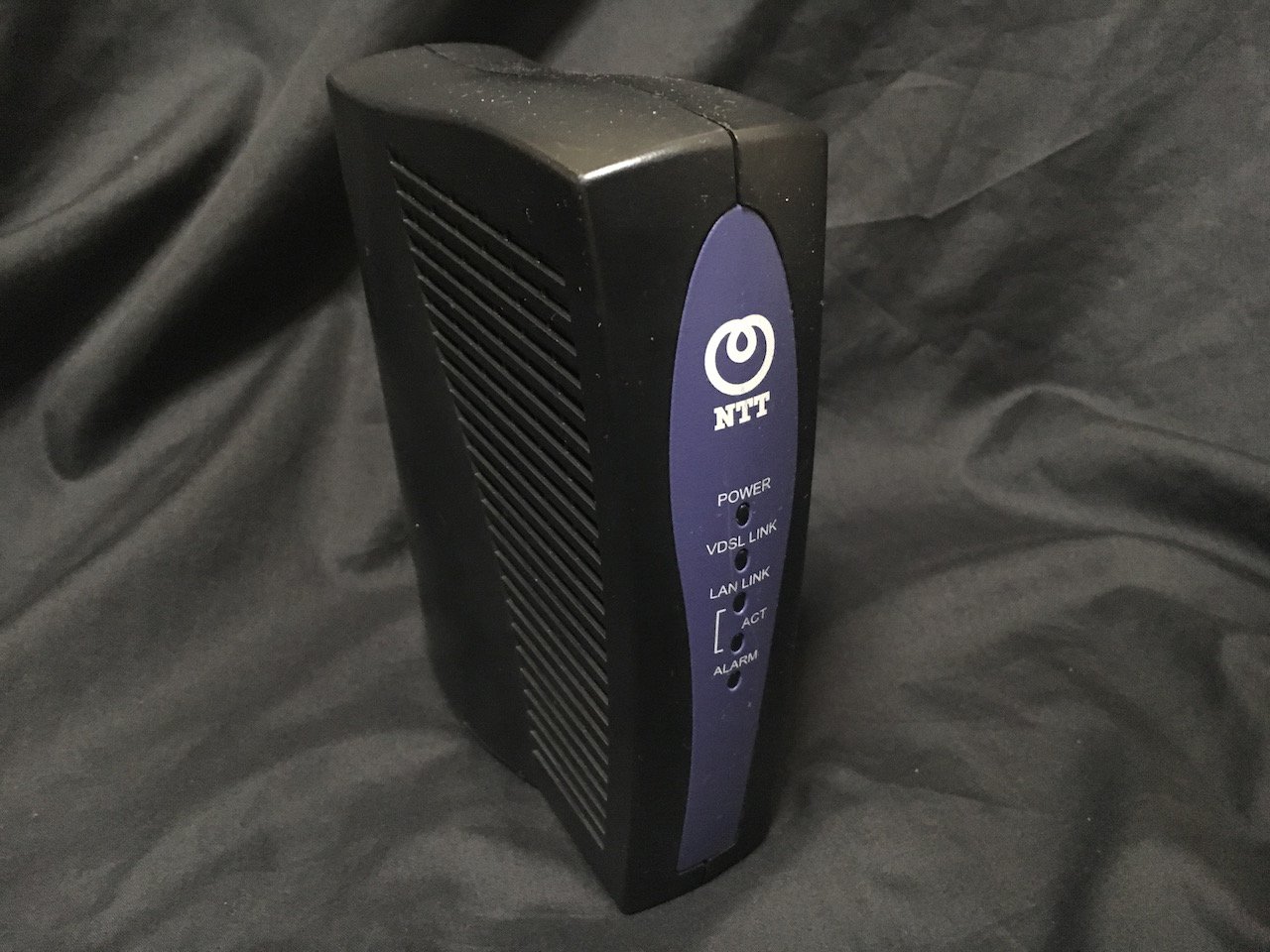 NTT東日本VDSLモデムVH-100 Amazon.co.jp: NTT VH-100「3」E「S」 単体型VDSL装置 東日本版 : 家電
