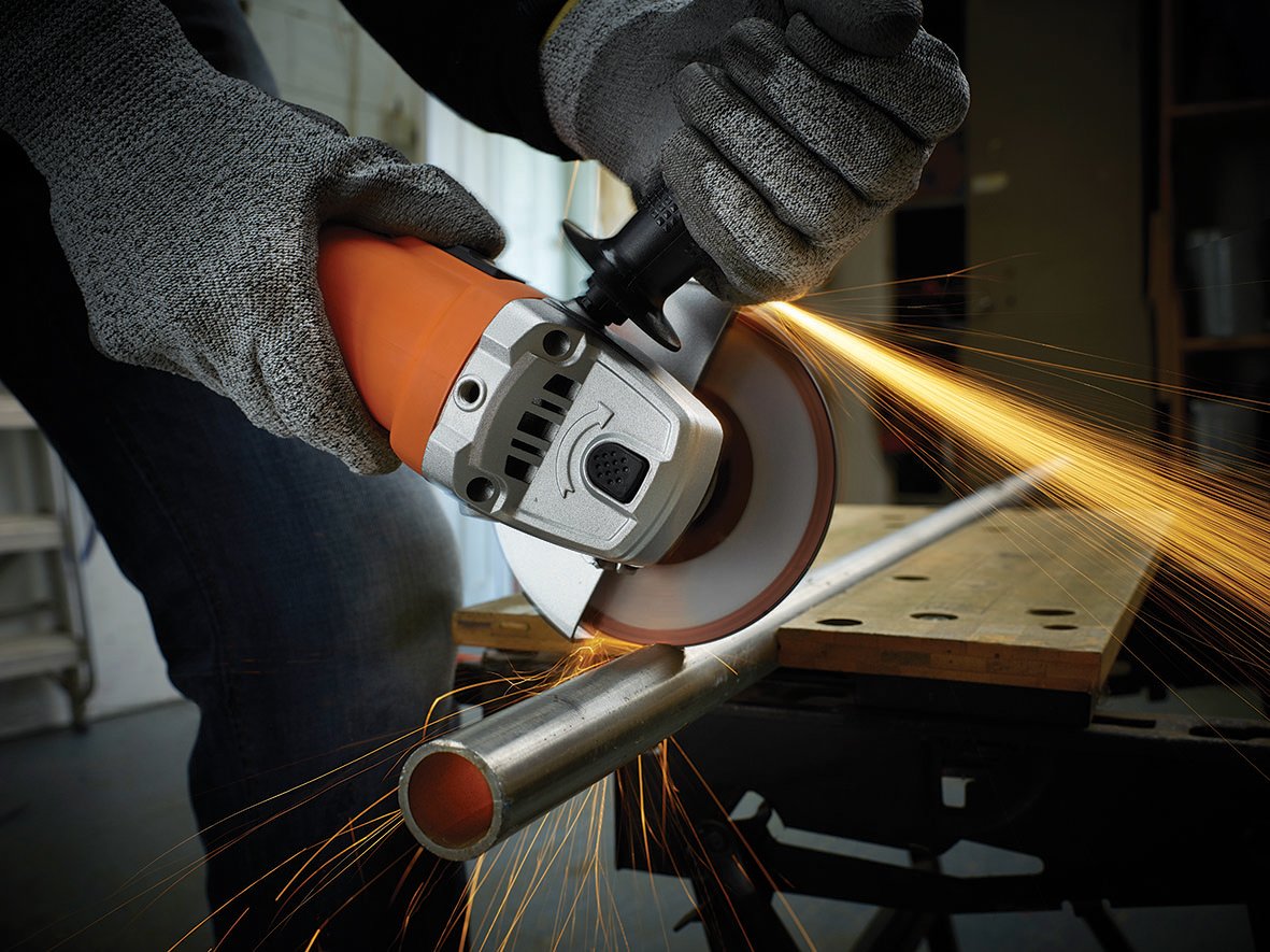 Black + Decker kg752-qs Smerigliatrice Confezione in cartone 125 mm 800 W