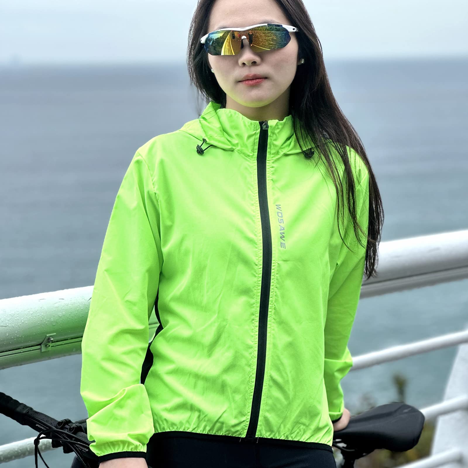 WOSAWE Veste de Cyclisme pour Femme, Respirant Léger Manteau avec Capuche pour Voyage Camping Randonnée Vacance Trekking