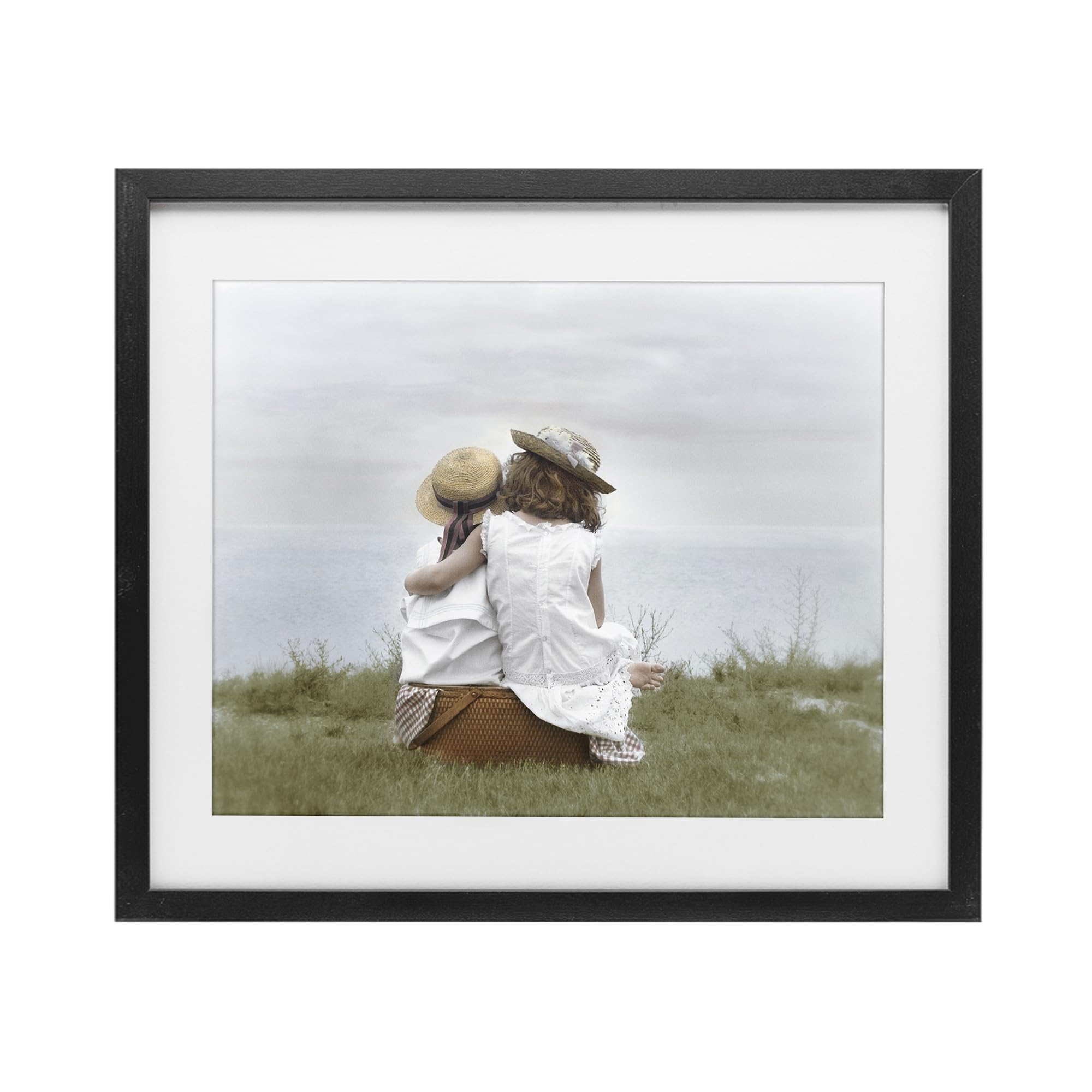 Stupell Industries Midnight Black (Textured) 'Friends By The Ocean'| Framed Print Under Glass