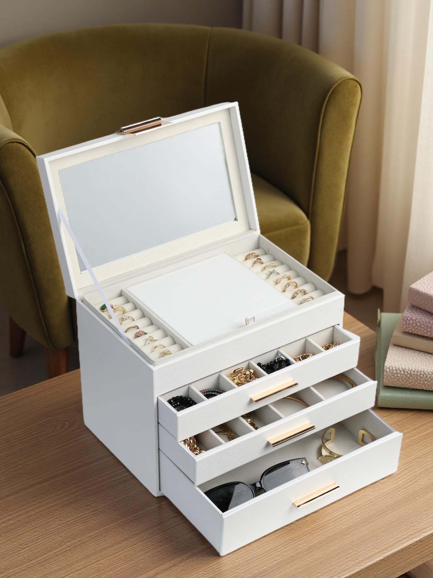 BOOVO Jewelry Boxes for Women, White and Black 4 Layer Large Jewelry Box for Necklace, Bracelet, Earrings, Rings Storage, Jewelry holder Organizer for Girls Gift (Clear White, 4 layer)