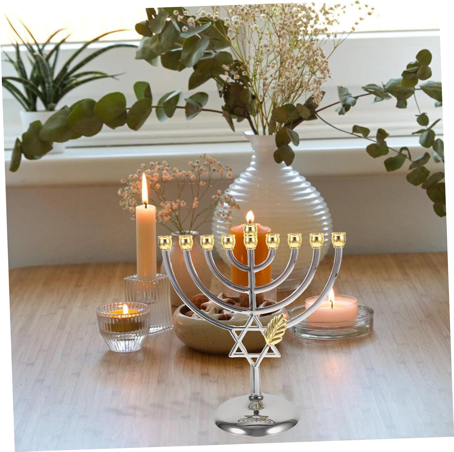 Hanukkah Menorah 9-Branch Jewish New Year Candle Holder 18cm Metal Tealight Candle Stand Tabletop Decoration Festival Ornament for Shabbat and Holiday Celebrations