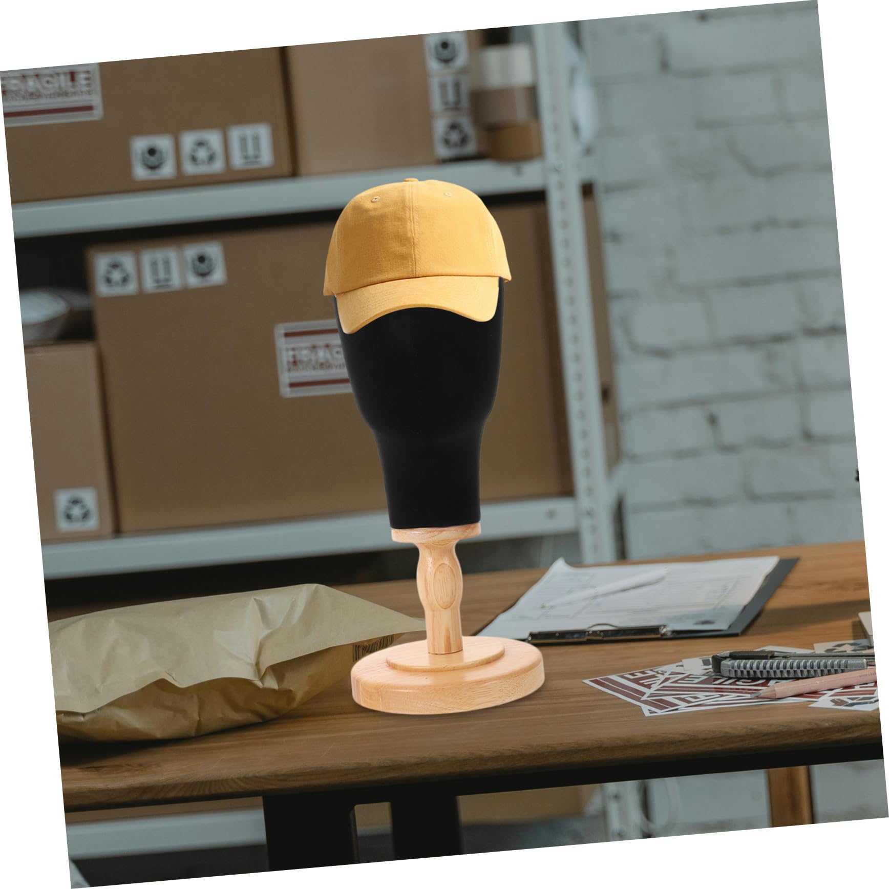 PRETYZOOM Elegant Mannequin Head Wig Stand Wooden Base Versatile for Displaying Hats and Accessories
