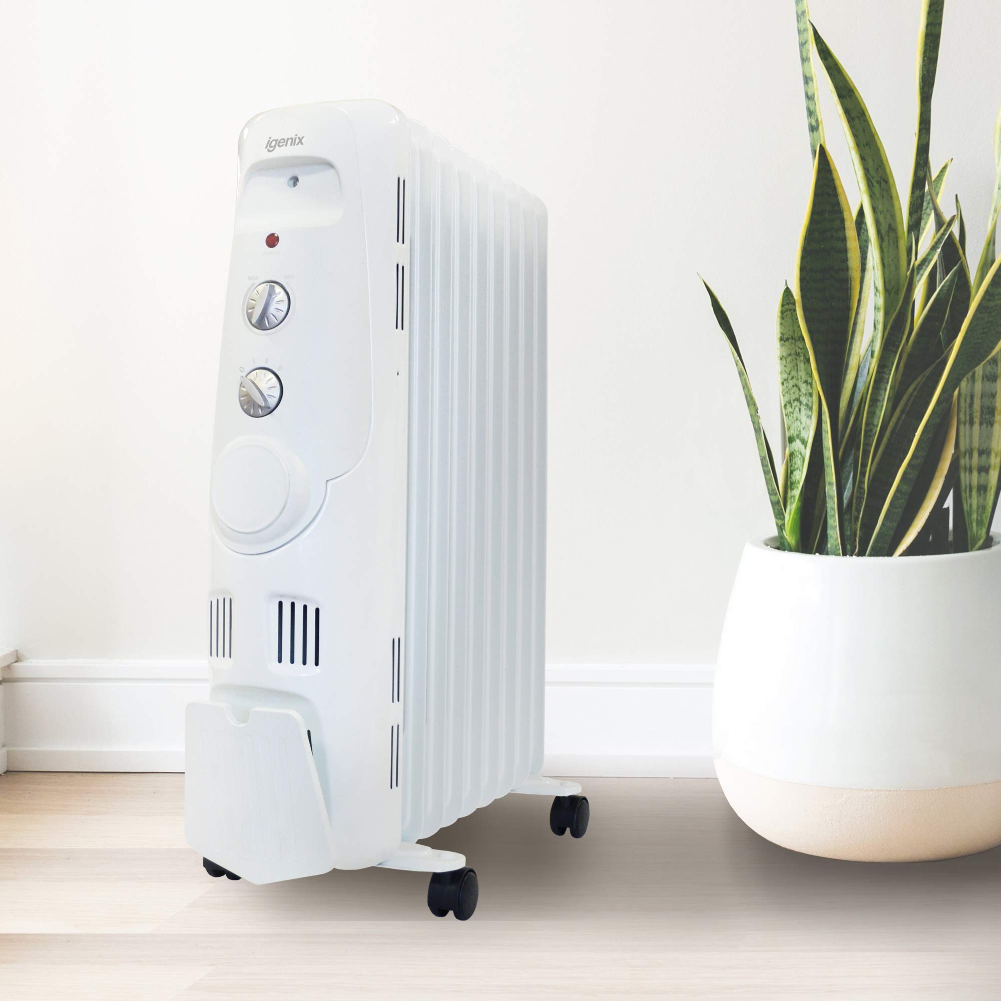 Igenix IG2600 Portable Oil Filled Radiator, Electric Heater with 3 Heat  Settings, Adjustable Thermostat, Overheat Protection, 2000 W, White :  Amazon.co.uk: Home u0026 Kitchen