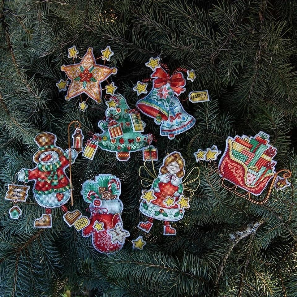 Charivna Mit Christmas Tree Toy Cross-Stitch kit T-04C Set of Pictures Christmas Toys image 5