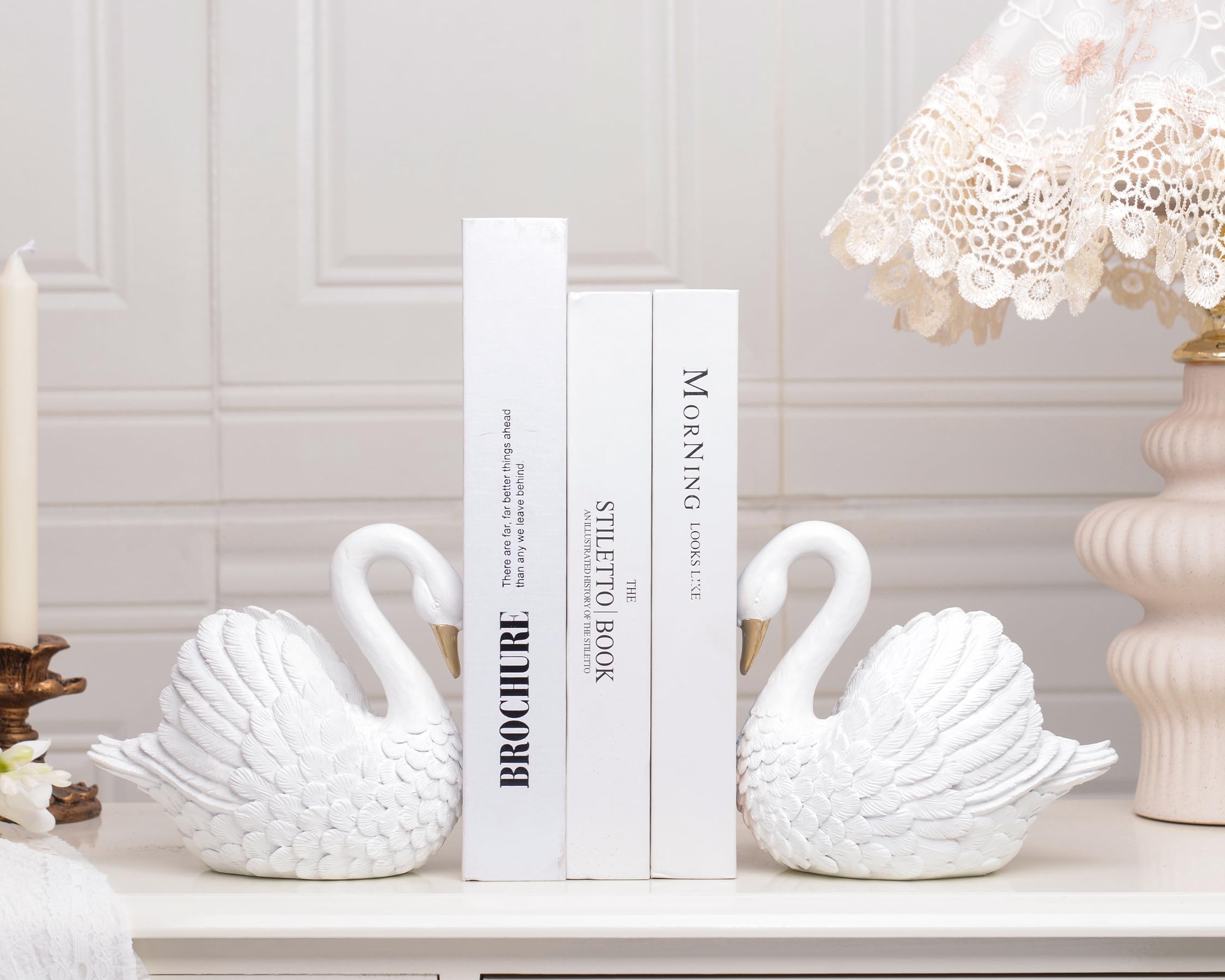 Fermalibri decorativi a forma di cigno, in resina, per mensole, unici supporti per libri bianchi, decorazione a forma di cigno resistente, per casa, ufficio, scrivania, libreria, set di 2