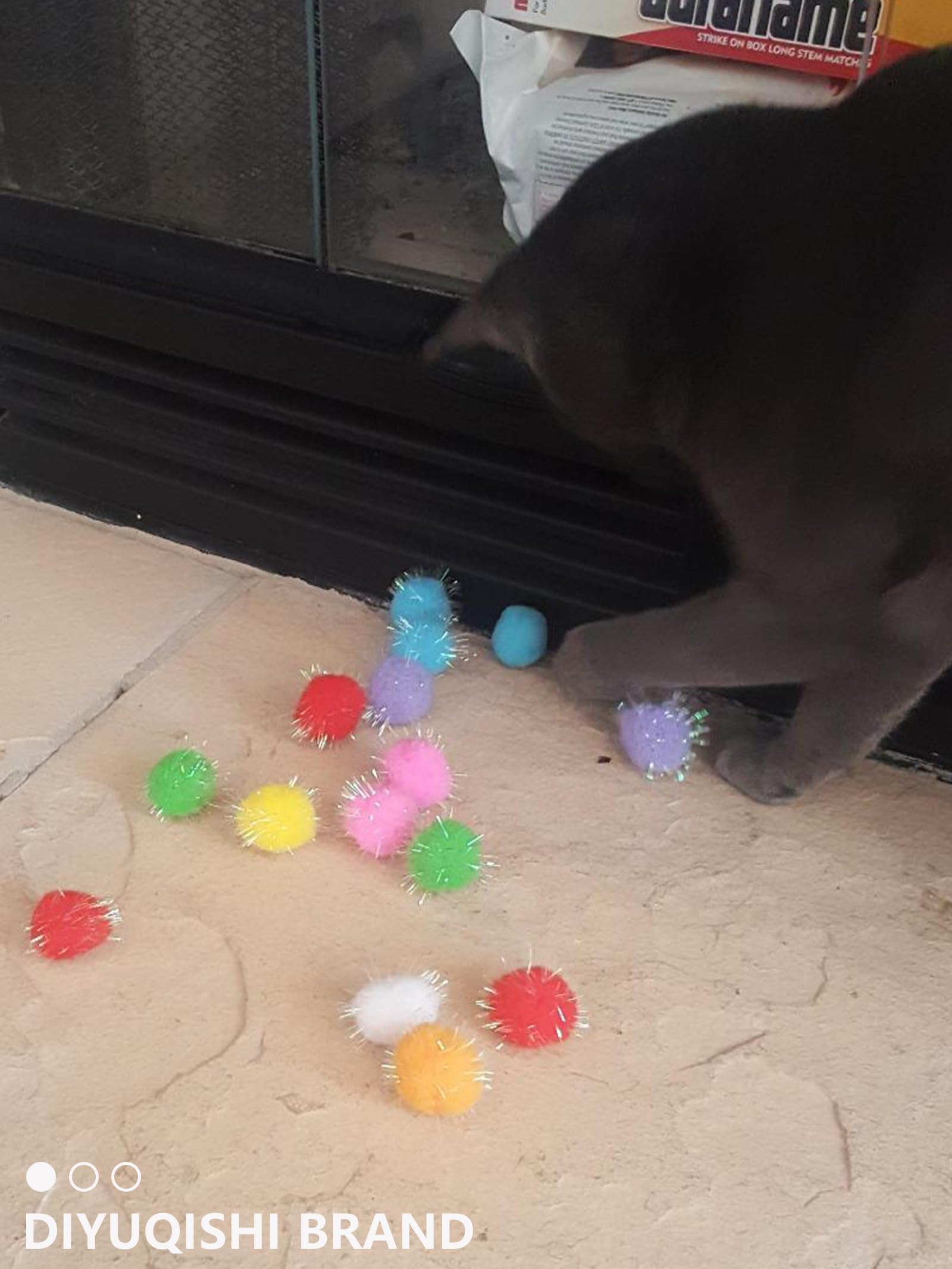 Paquete de 50 bolas suaves de juguete para gatos, divertido tiempo de juego y ejercicio para todos los gatos (1.5 pulgadas, juguetes para gatos Mega Set) 5