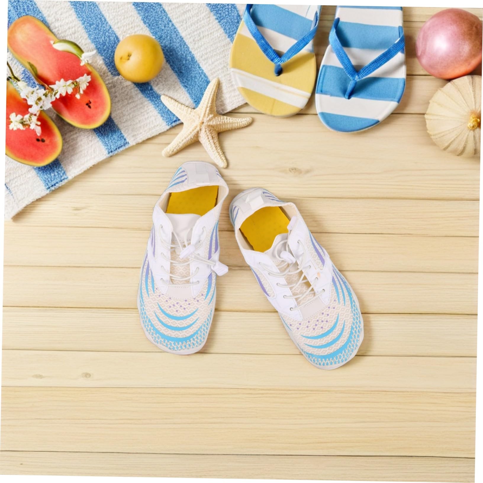 Wasserschuhe für Damen Schnelltrocknende Schwimmschuhe mit Rutschfester Sohle für Pool Strand und Wasseraktivitäten Flexibel und Atmungsaktiv