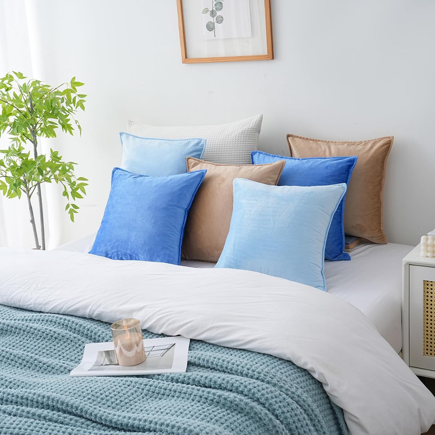 JIAHANNHA Velvet Khaki Throw Pillow Covers 24x24 Inches Pack of 2 Soft Decorative Square Cushion Covers for Couch Sofa Bed Livingroom Car,60x60Cm