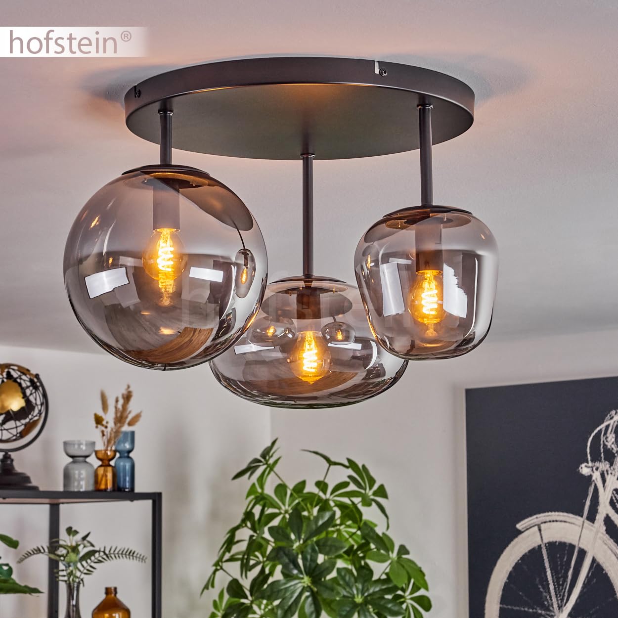 Deckenleuchte Zernez, Deckenlampe aus Metall/Glas in Schwarz/Rauchfarben, Leuchte im modernen Industrial-Design mit Schirmen aus Glas (Ø 19,5 cm; 22 cm; 14 cm), 3 x E14, ohne Leuchtmittel